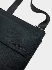 Сумки Armani Exchange модель XM001598-AF17090-UC001 Фото