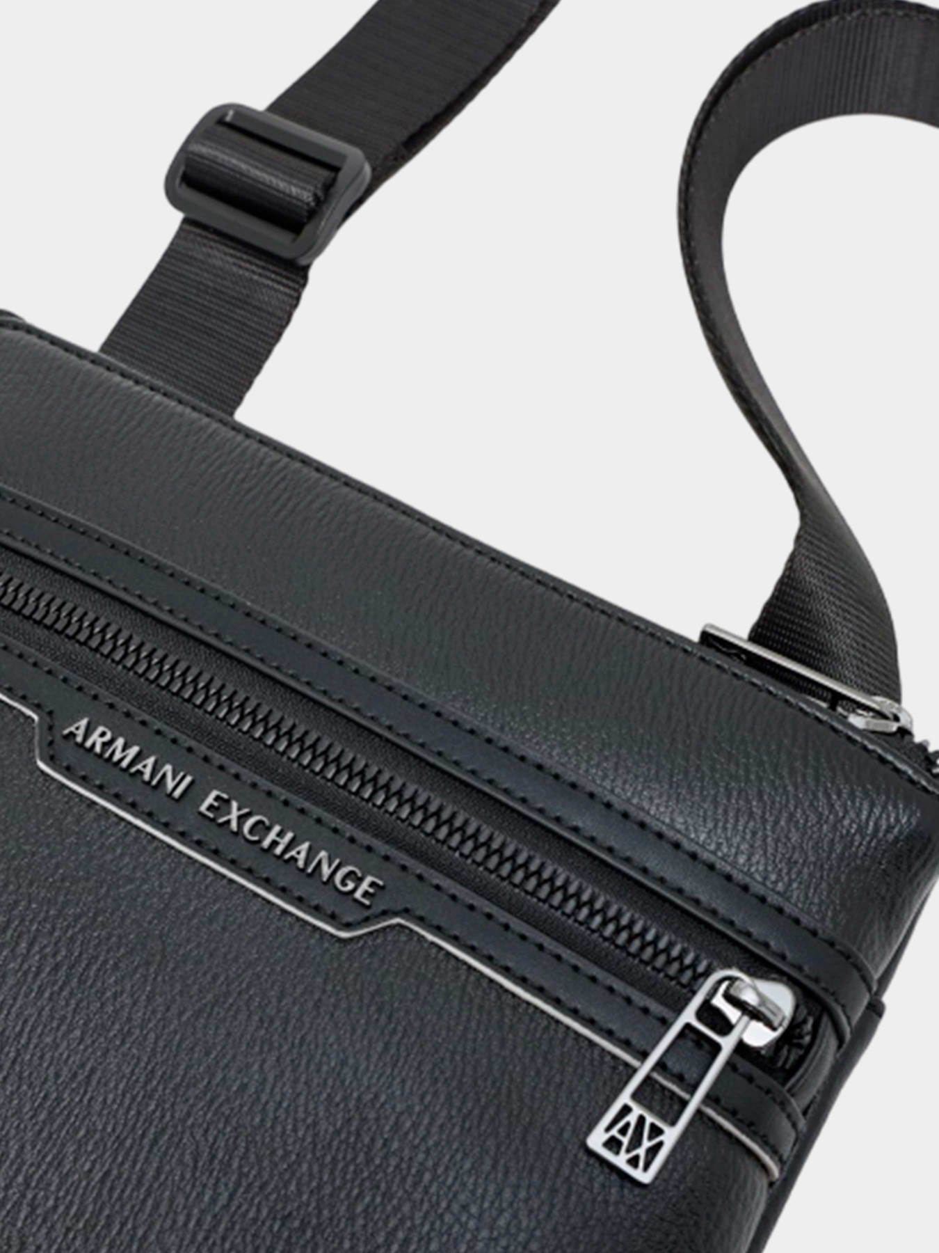 Сумки Armani Exchange модель XM001603-AF17205-MC105 Фото