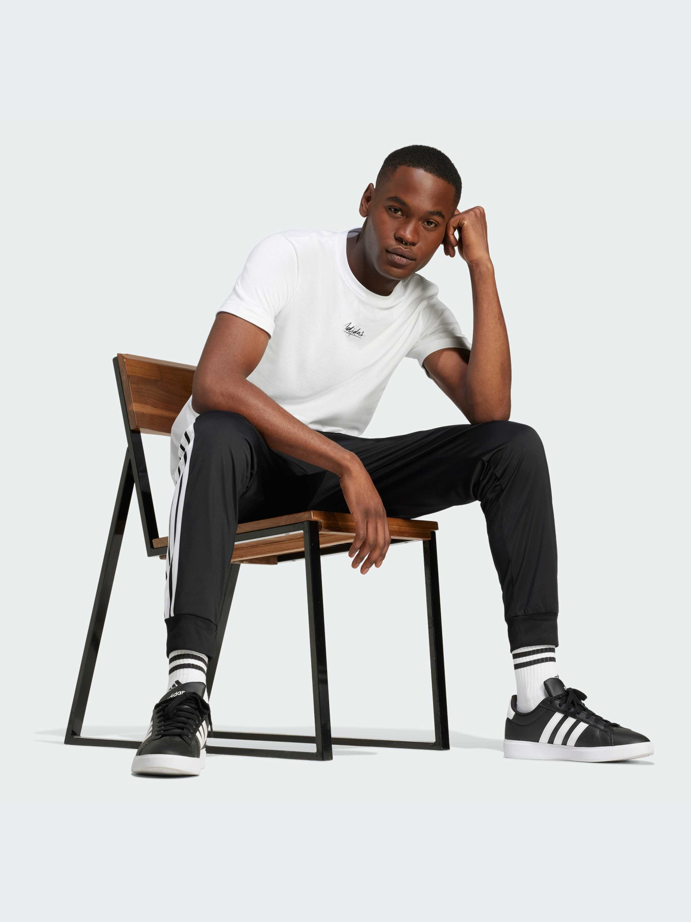 Футболки и поло Adidas модель JN7366-KZ Футболки и поло Adidas модель JN7366-KZ Фото