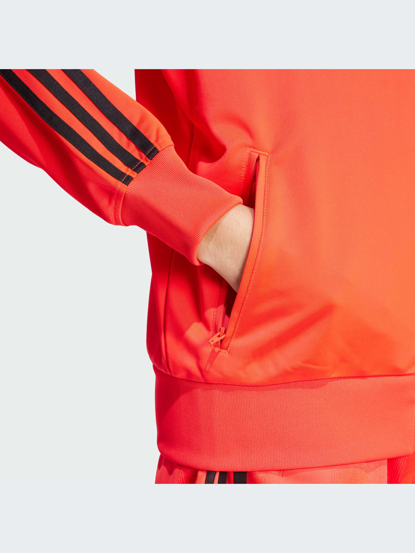 Худи и свитшоты Adidas Adicolor модель JW3663-KZ Фото