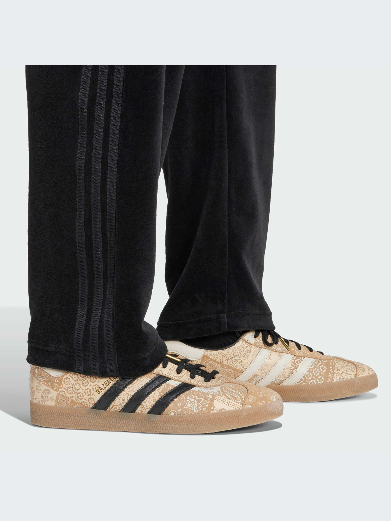 Брюки Adidas Adicolor модель JW8377-KZ Фото