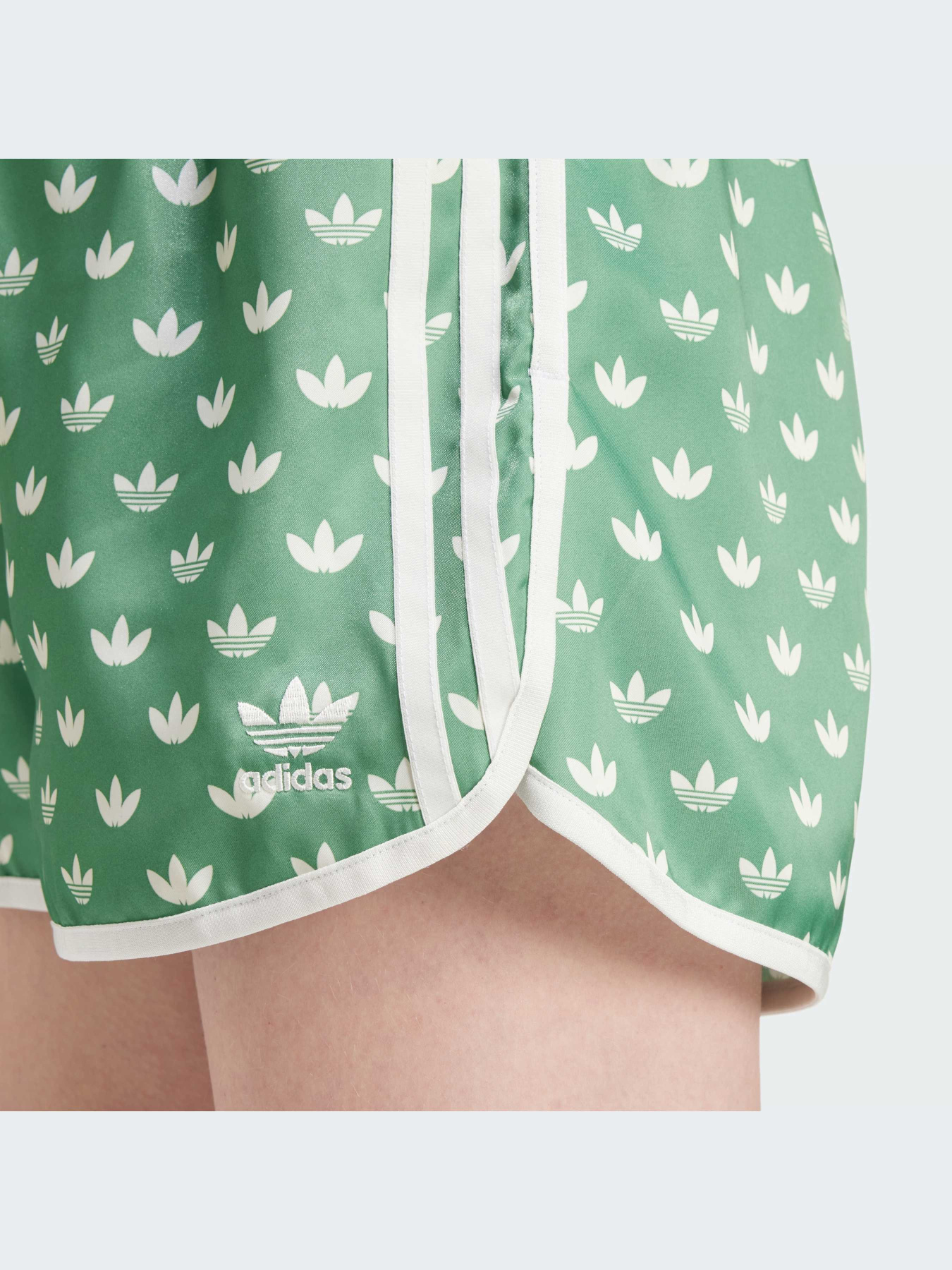 Шорты Adidas Graphics модель IX0931-KZ Фото