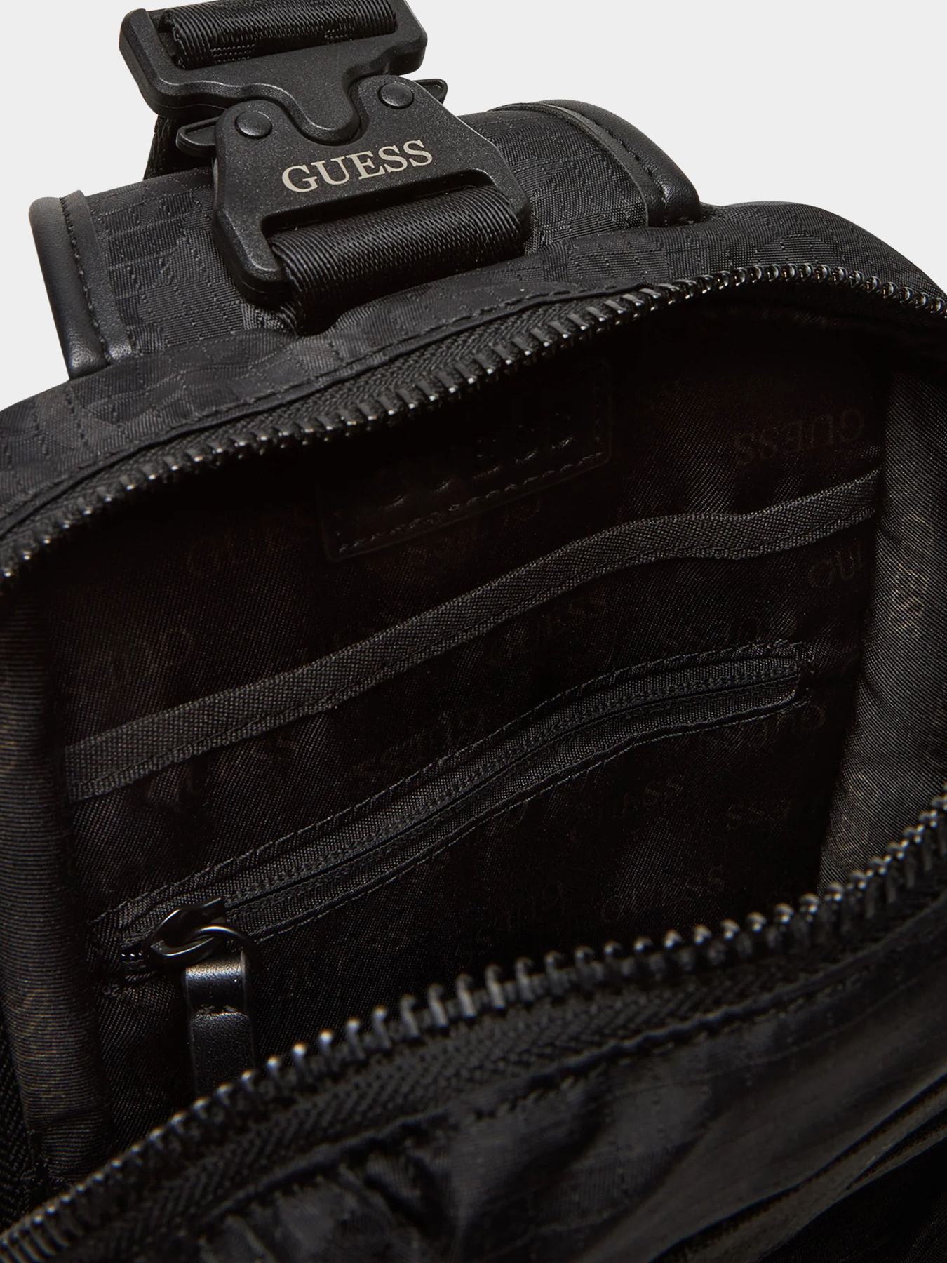 Сумки GUESS модель HMASNC-P5326-BLA Фото