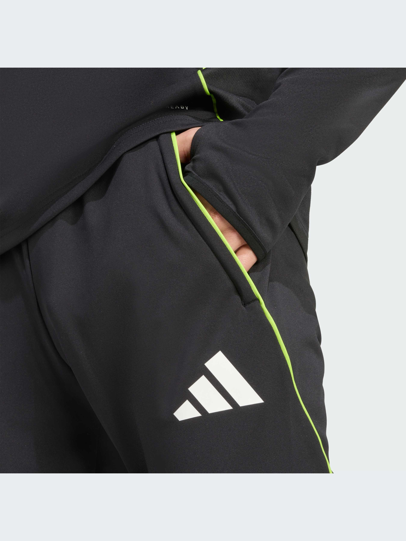 Брюки Adidas Tiro модель JW4356-KZ Фото