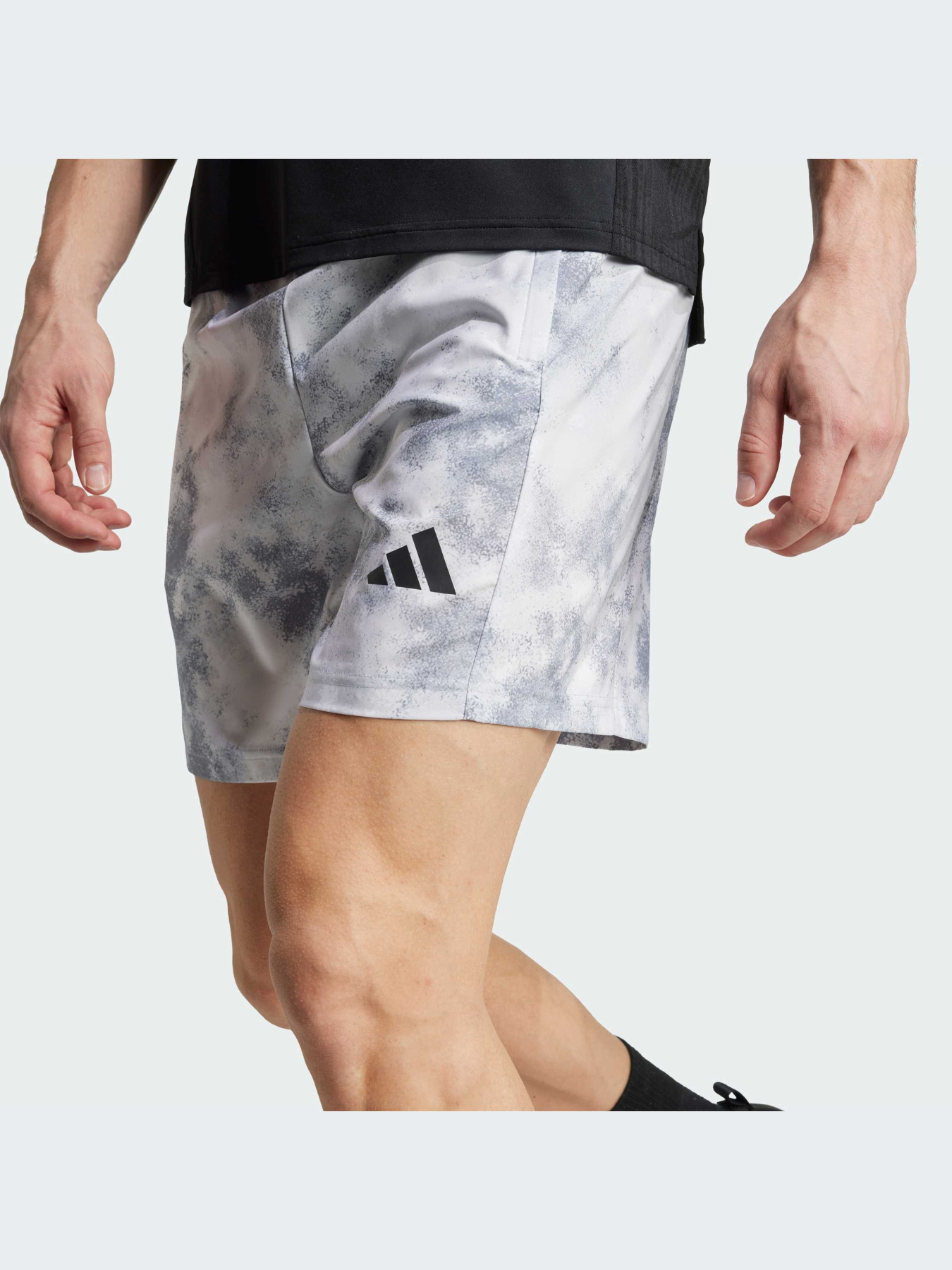 Шорты Adidas модель JW9710-KZ Фото
