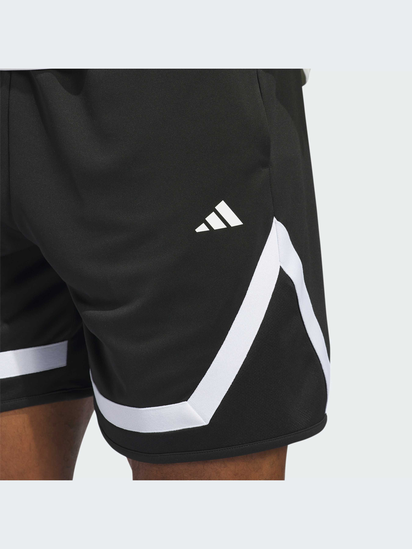 Шорты Adidas модель IX1850-KZ Фото