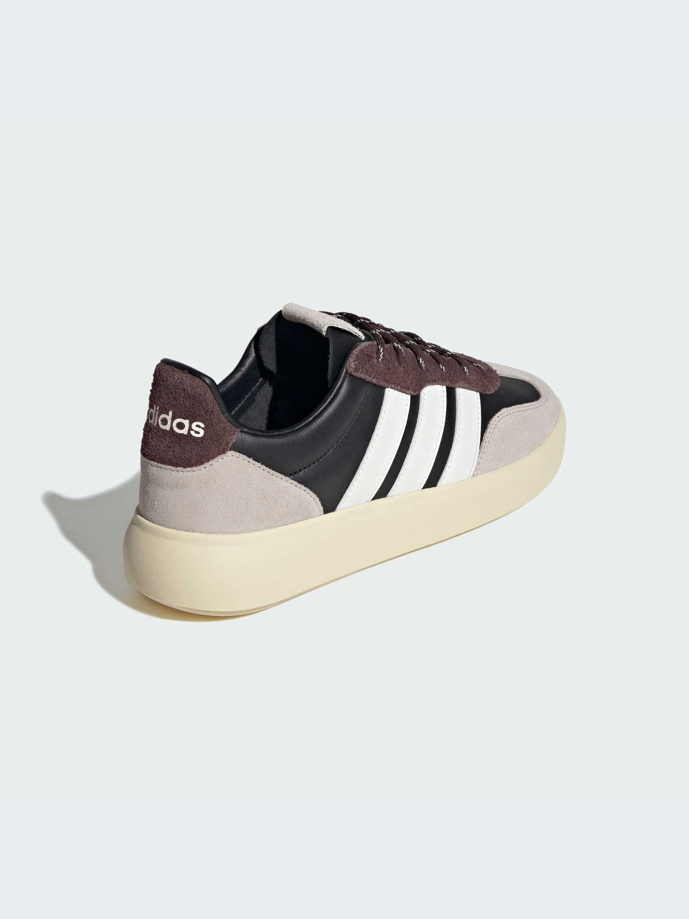 Кроссовки Adidas модель JR1232-KZ Фото