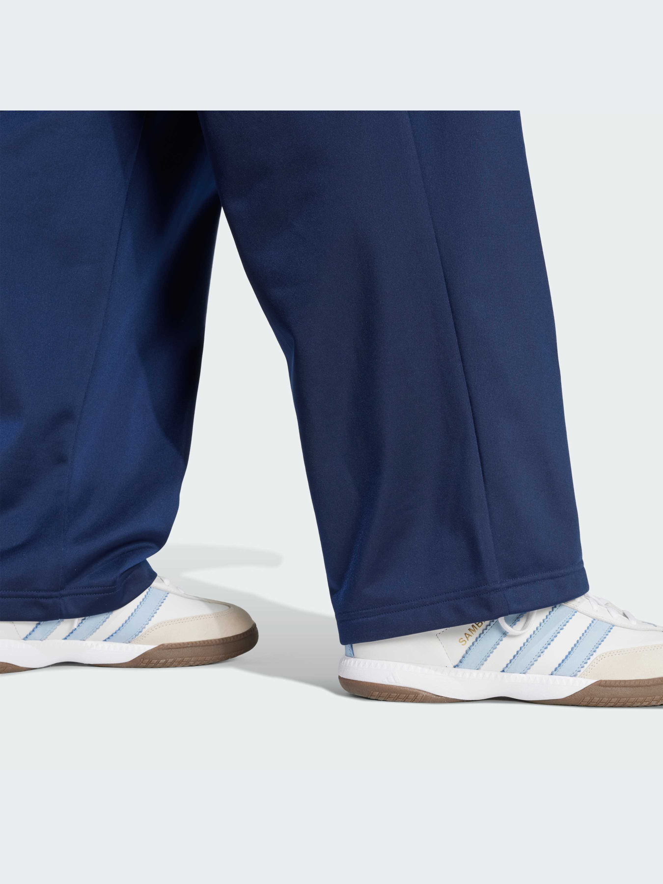 Брюки Adidas Graphics модель JX8164-KZ Фото