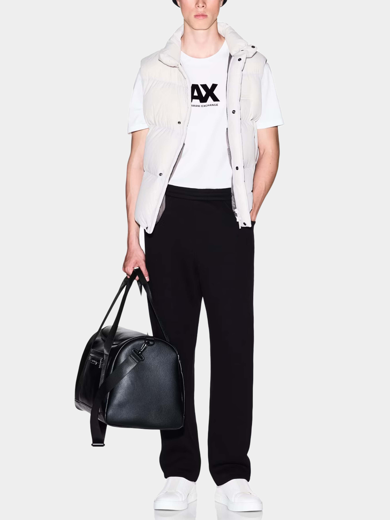 Брюки Armani Exchange модель XM000972-AF16222-UC001 Фото