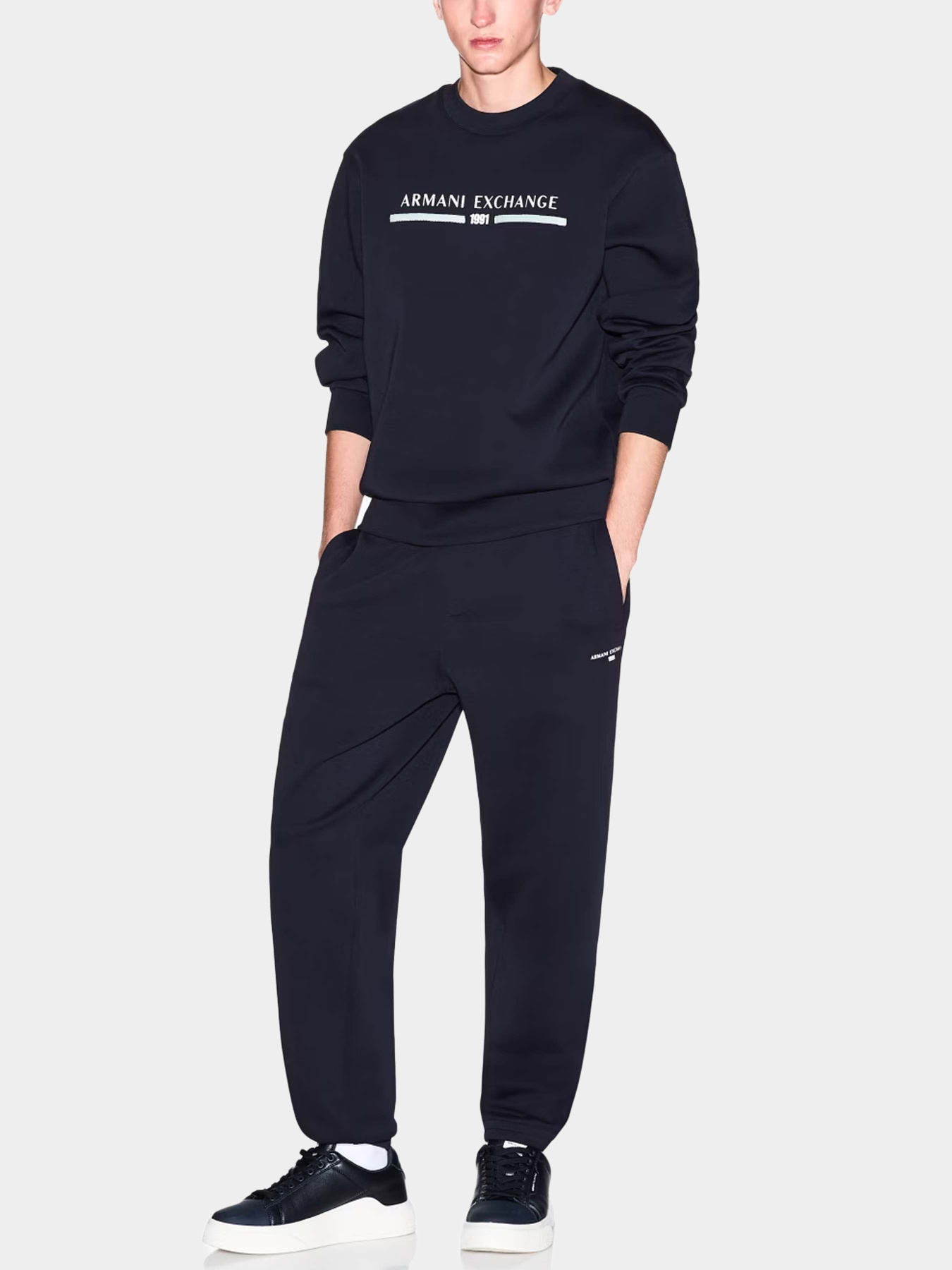 Худи и свитшоты Armani Exchange модель XM000982-AF10818-UB101 Фото