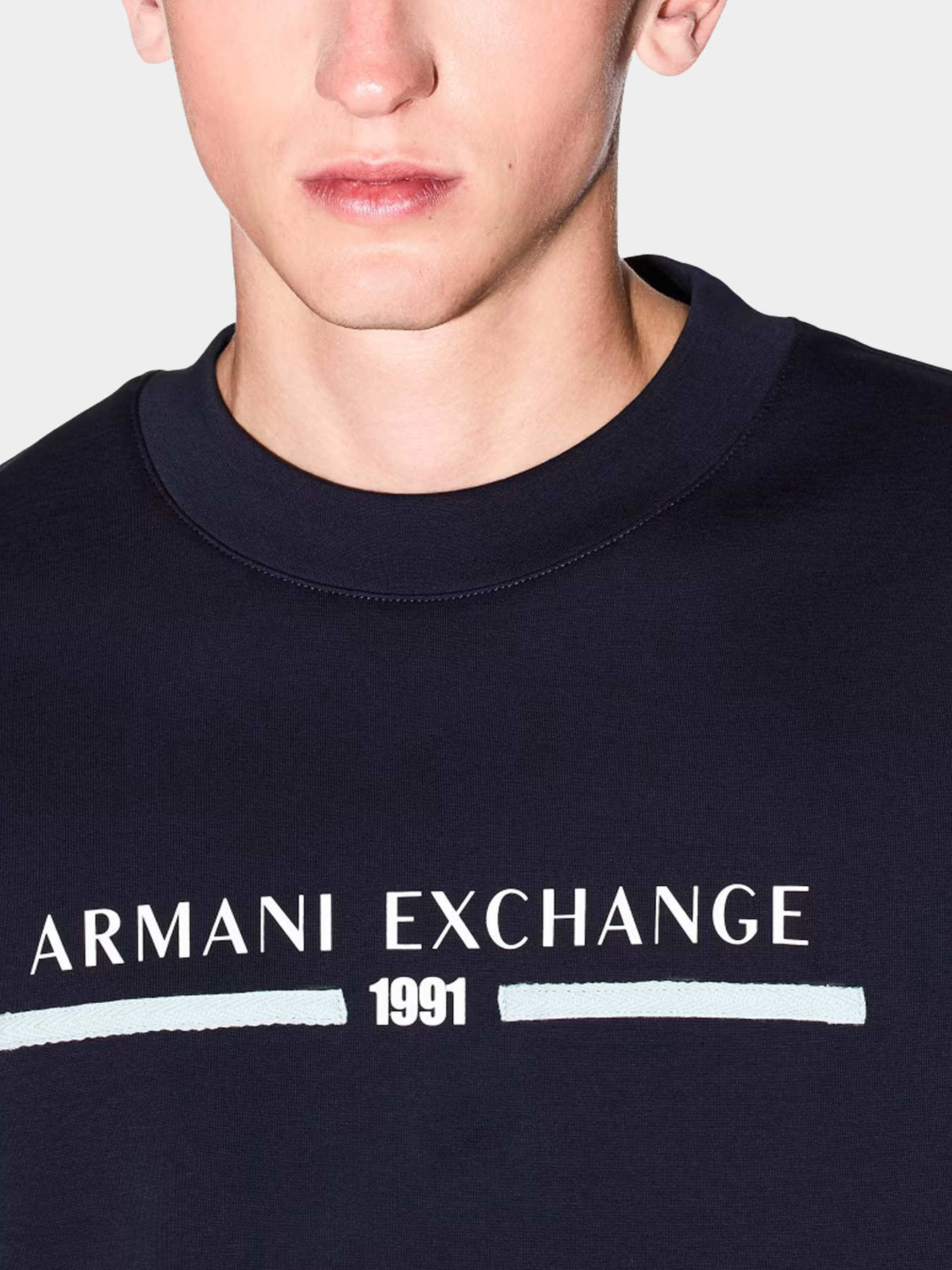 Худи и свитшоты Armani Exchange модель XM000982-AF10818-UB101 Фото