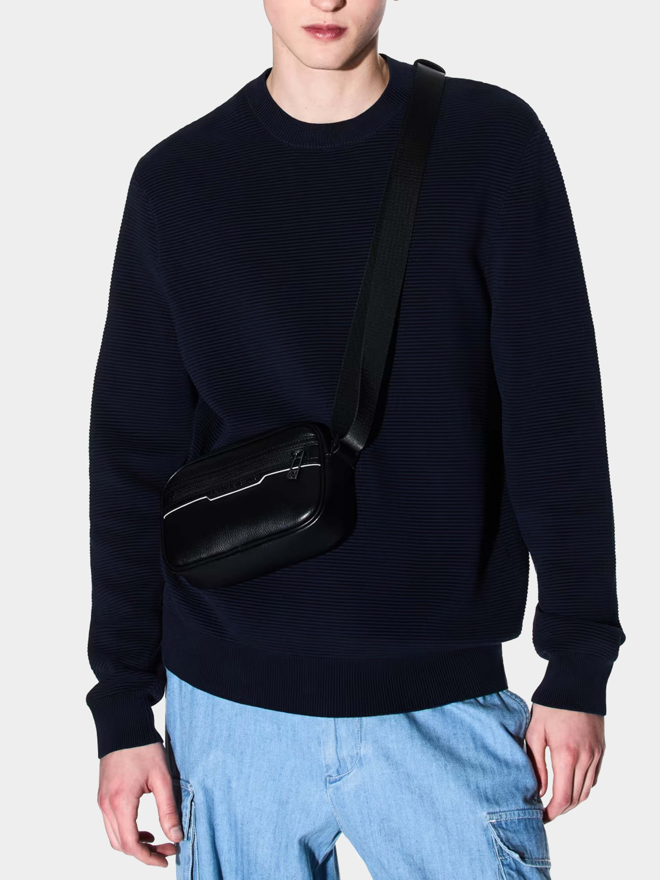 Сумки Armani Exchange модель XM001601-AF17205-MC105 Фото