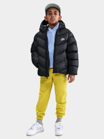 Куртки и дубленки NIKE модель HQ4976-010 Фото