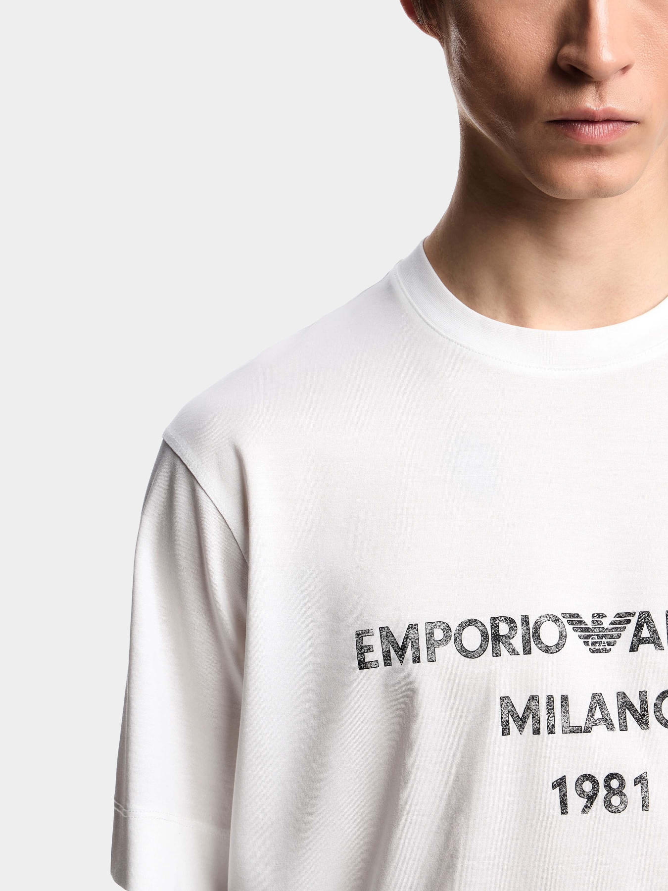 Футболки и поло Emporio Armani модель EM003466-AF10761-U0003 Фото