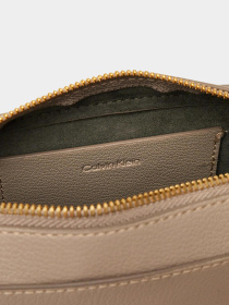 Сумки Calvin Klein модель LV04K3162G-RMU Фото