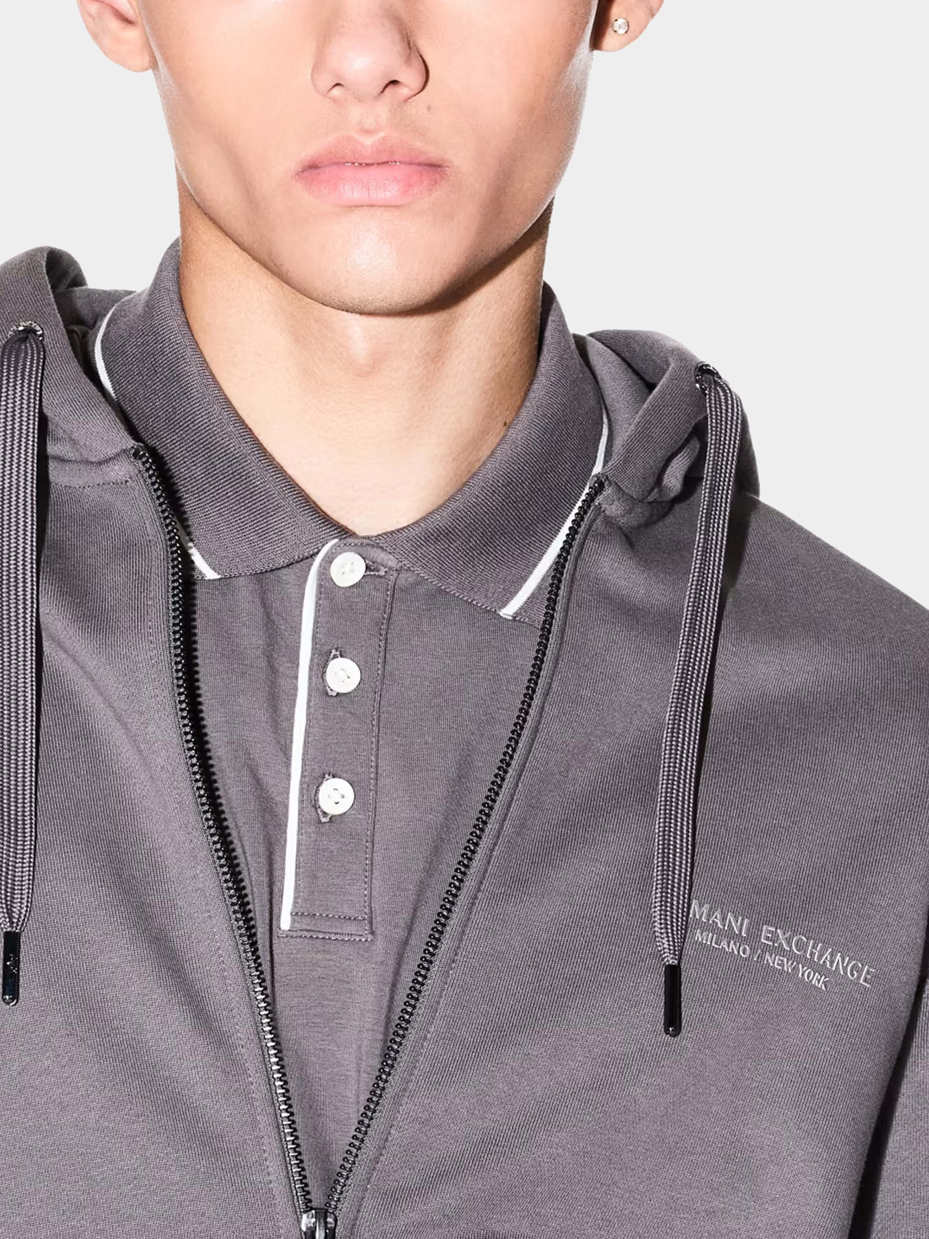 Худи и свитшоты Armani Exchange модель XM001293-AF20934-U8092 Фото