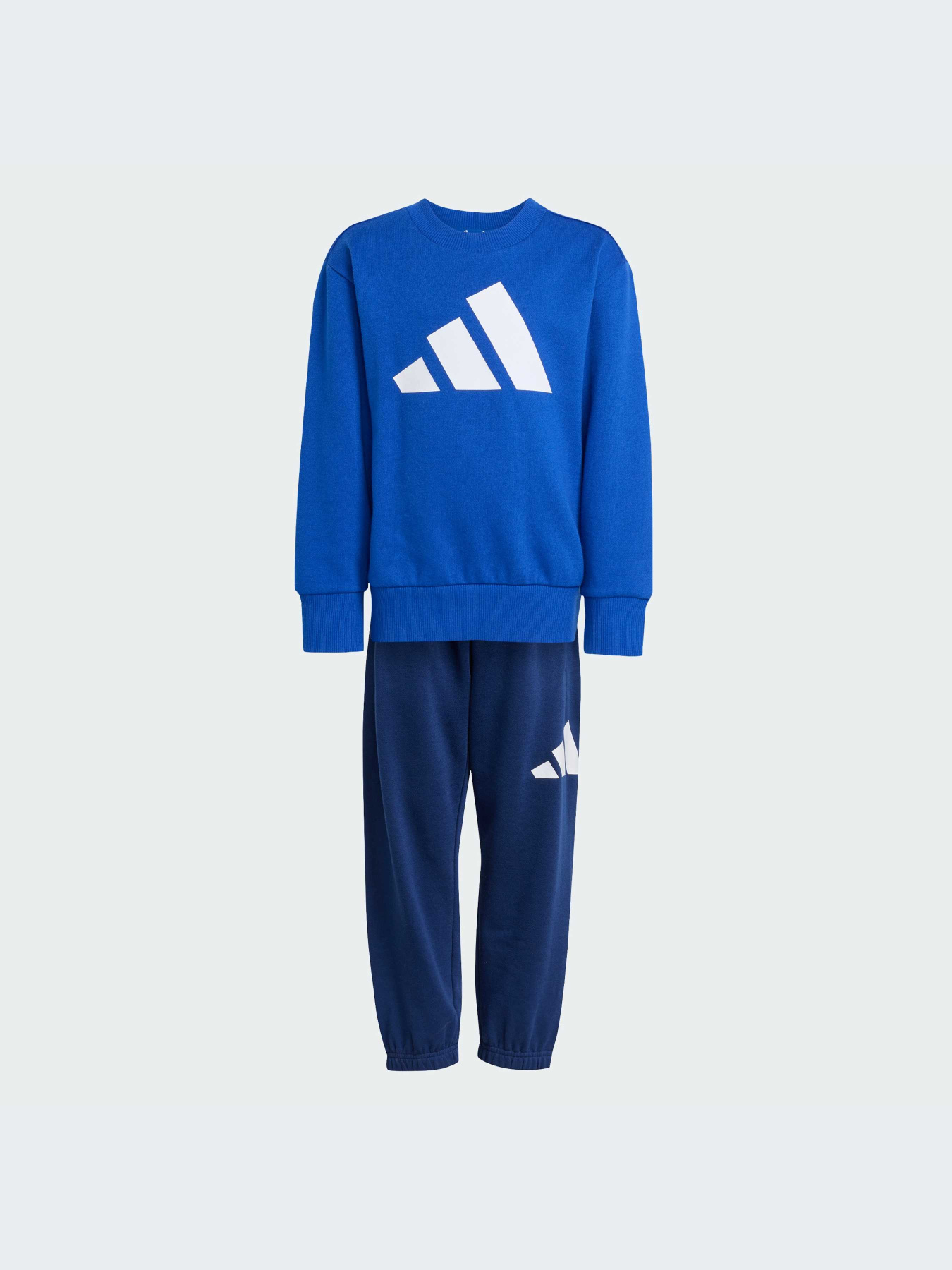 Костюмы Adidas модель JM0881-KZ Костюмы Adidas модель JM0881-KZ Фото