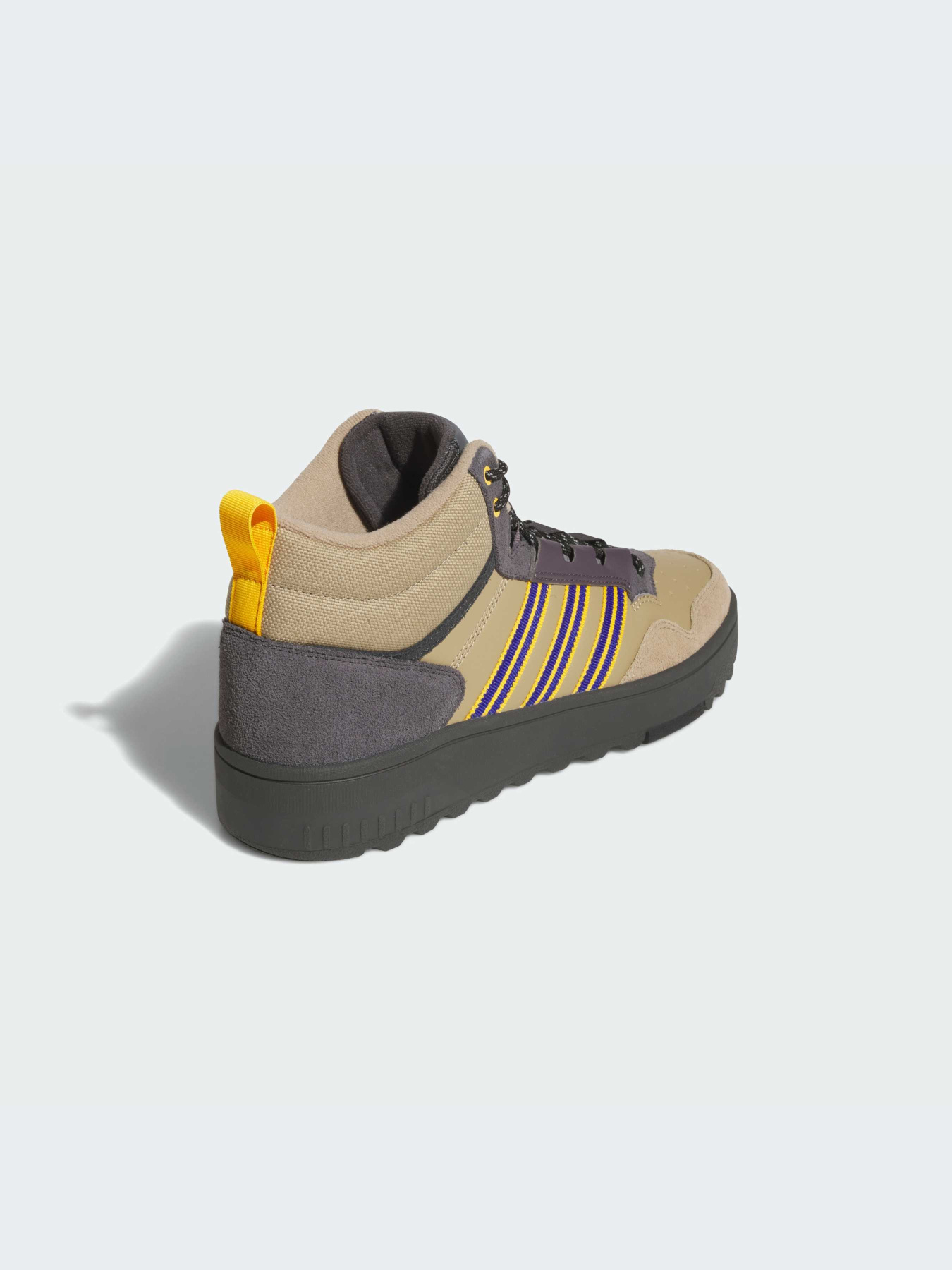 Ботинки и сапоги Adidas Hoops модель JR6704-KZ Фото