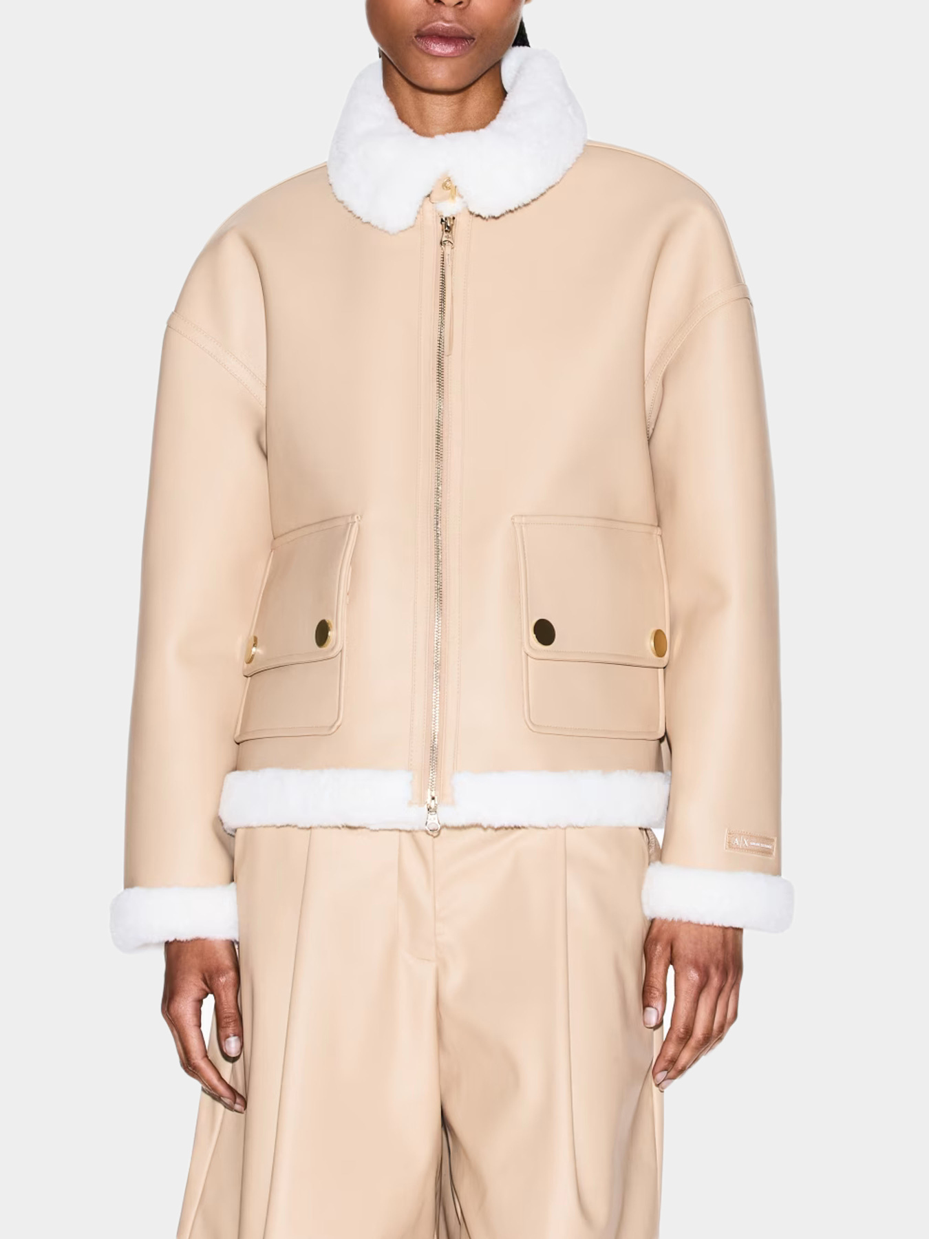 Шубы и дубленки Armani Exchange модель XW000713-AF16389-U1051 Фото