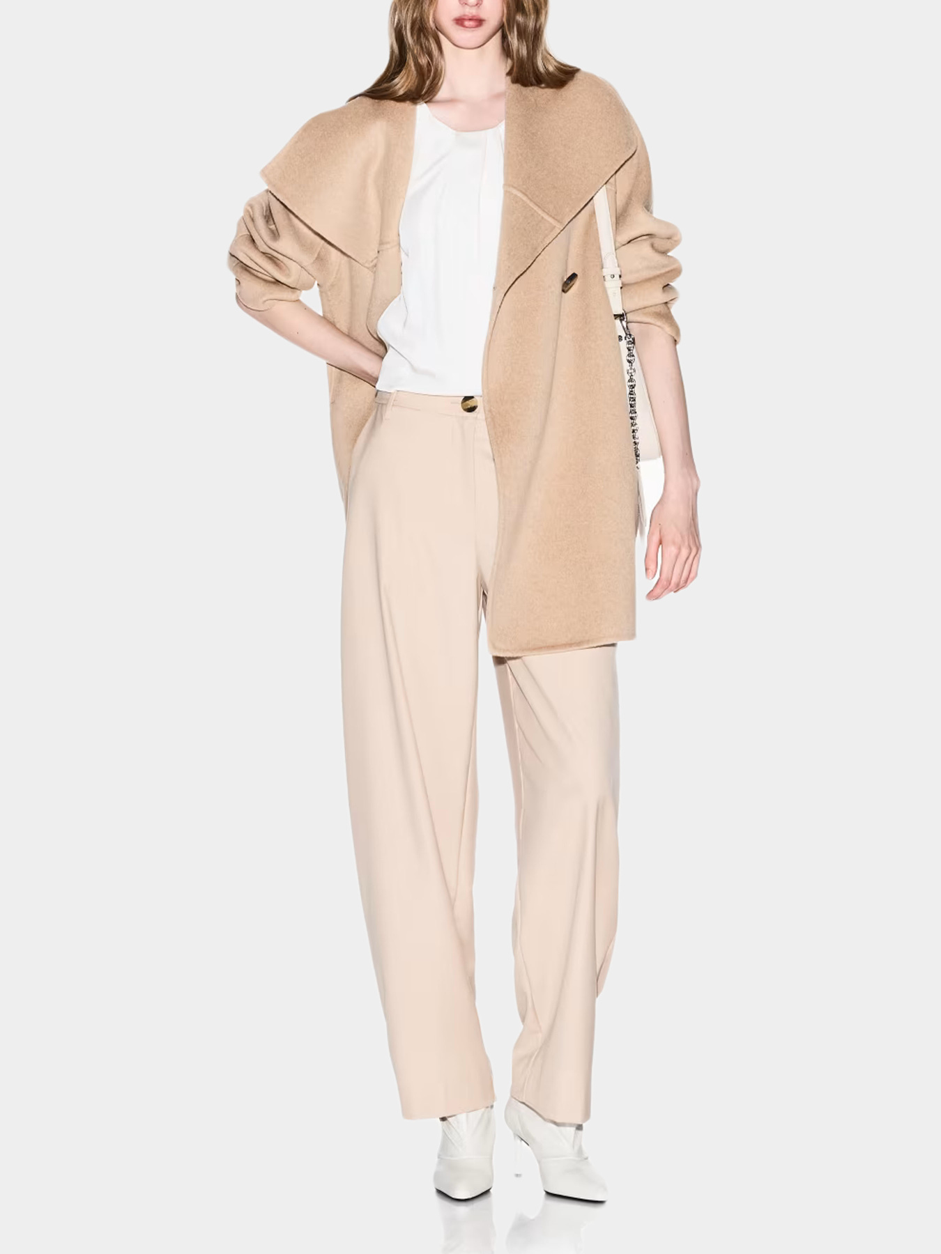 Пальто и плащи Armani Exchange модель XW000715-AF16216-U1051 Фото