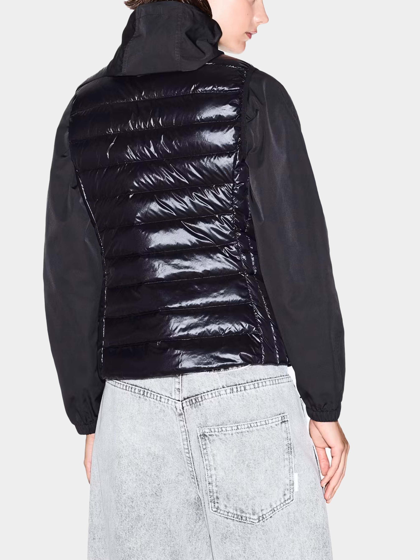 Куртки и дубленки Armani Exchange модель XW001921-AF18757-UC001 Фото