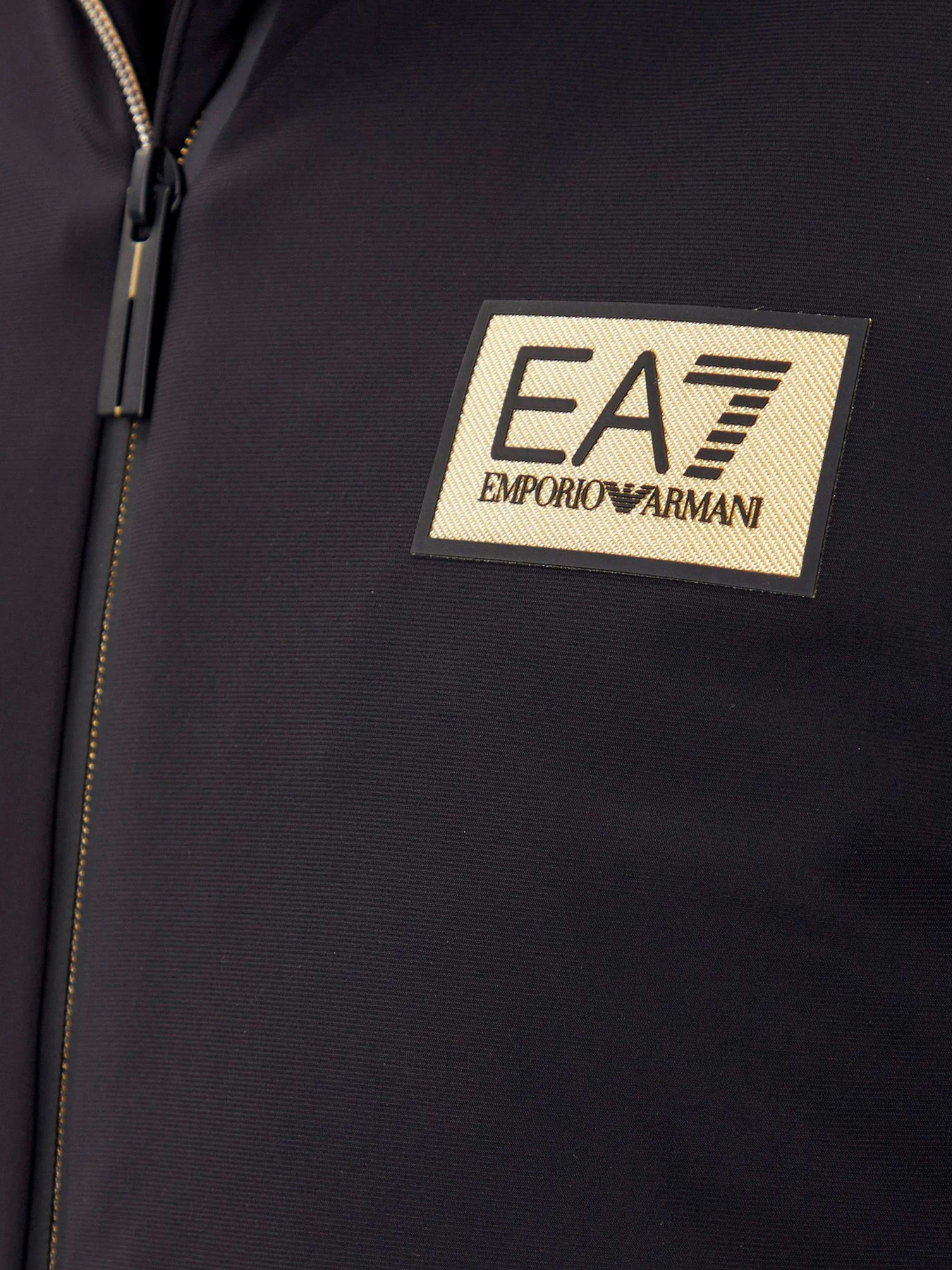 Куртки и дубленки EA7 модель 7M001020-AF13563-UC001 Фото