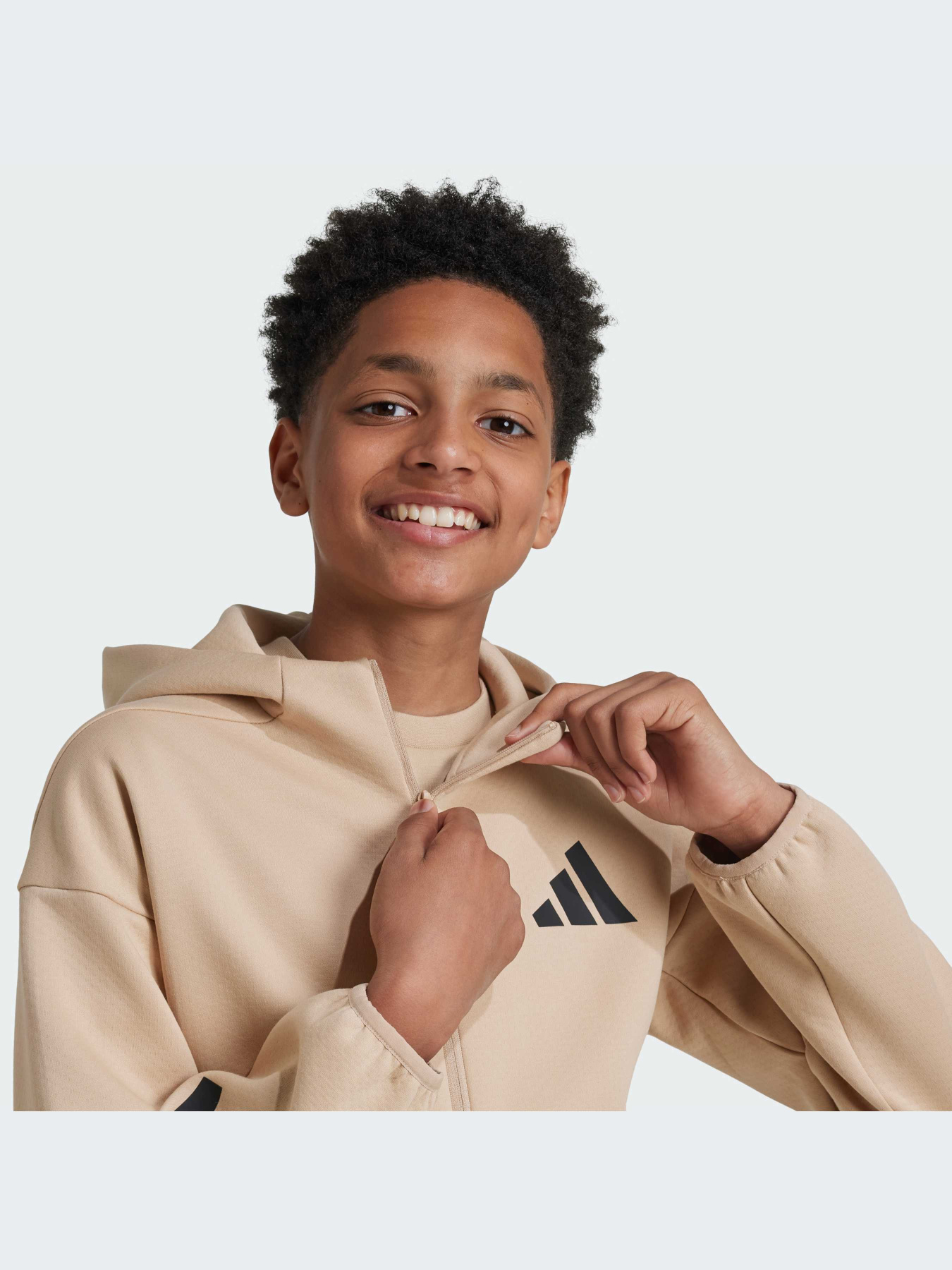 Худи и свитшоты Adidas ZNE модель JF2495-KZ Худи и свитшоты Adidas ZNE модель JF2495-KZ Фото