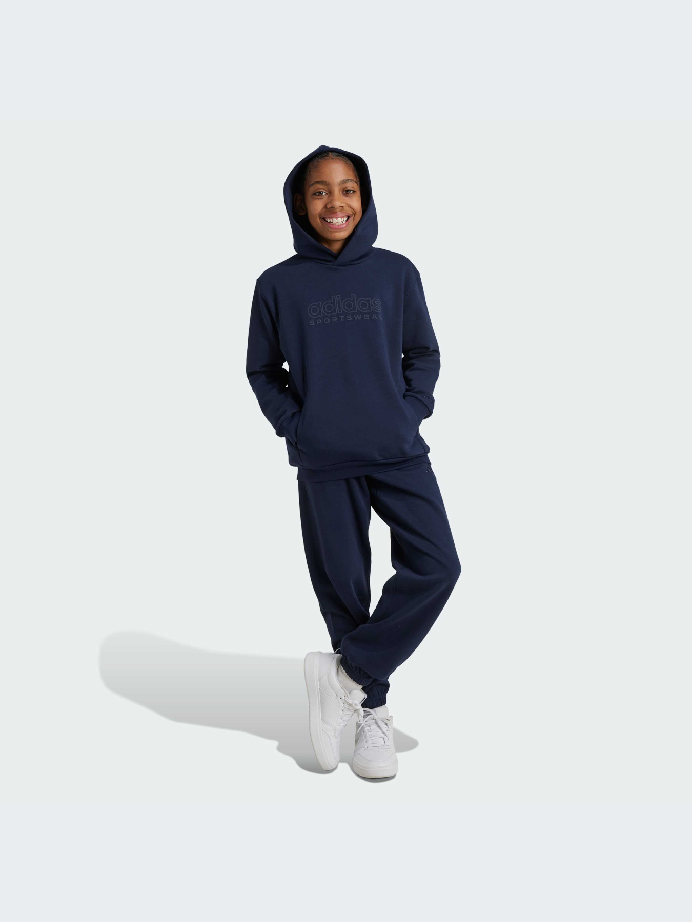 Худи и свитшоты Adidas модель IW0923-KZ Худи и свитшоты Adidas модель IW0923-KZ Фото