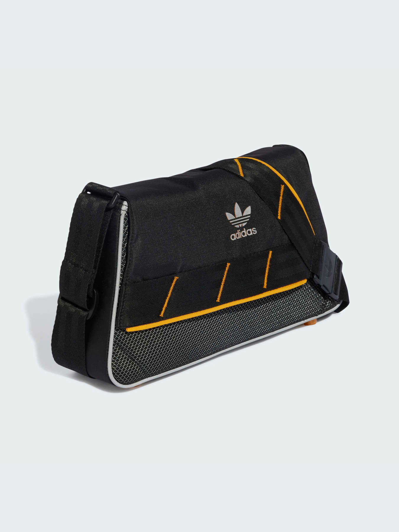 Сумки Adidas модель IW8625-KZ Фото