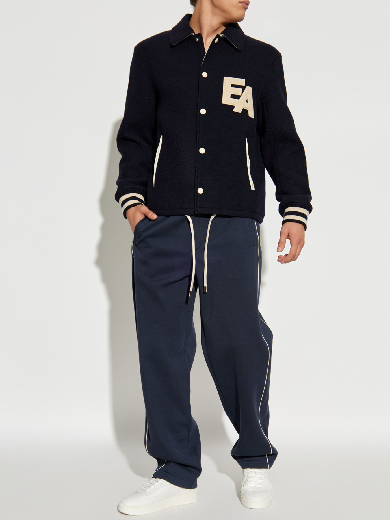 Брюки Emporio Armani модель EM002886-AF17545-UB118 Брюки Emporio Armani модель EM002886-AF17545-UB118 Фото