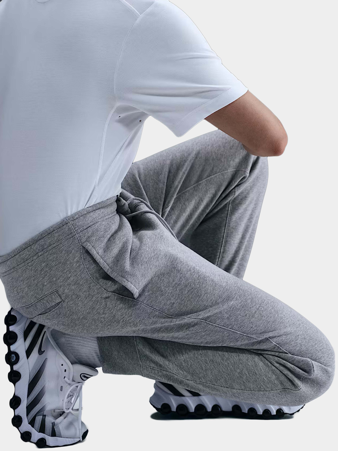 Брюки NIKE модель FN3787-063 Фото