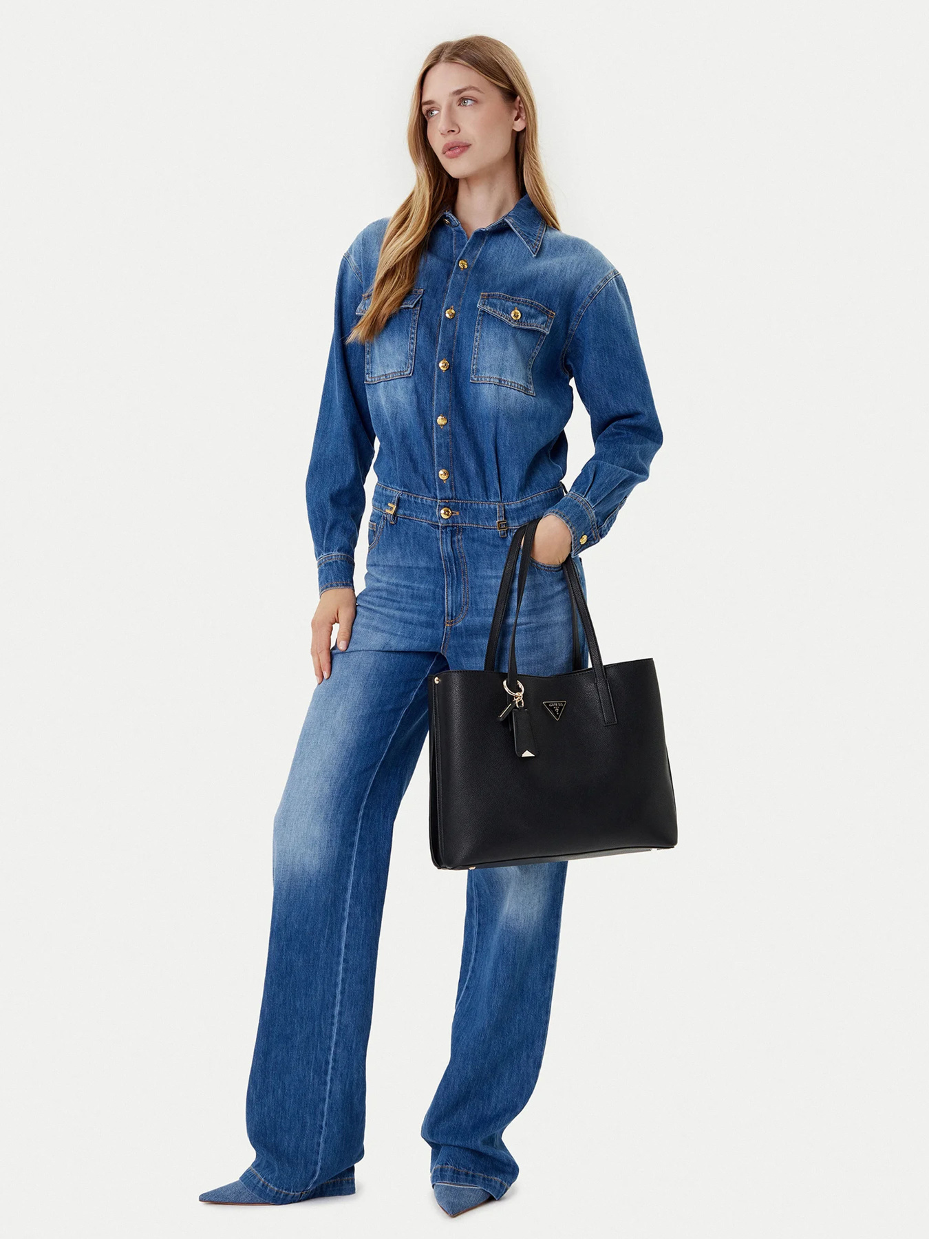 Сумки GUESS модель HWBG69-74230-BLA Фото
