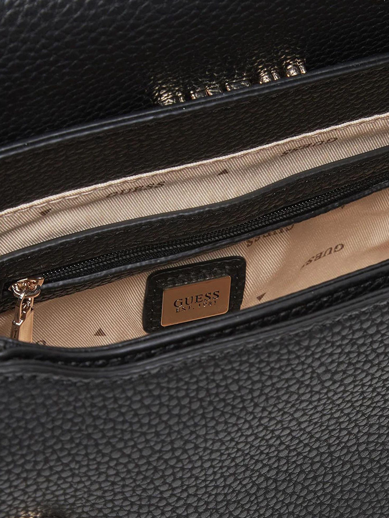 Сумки GUESS модель HWBG73-34210-BLA Фото