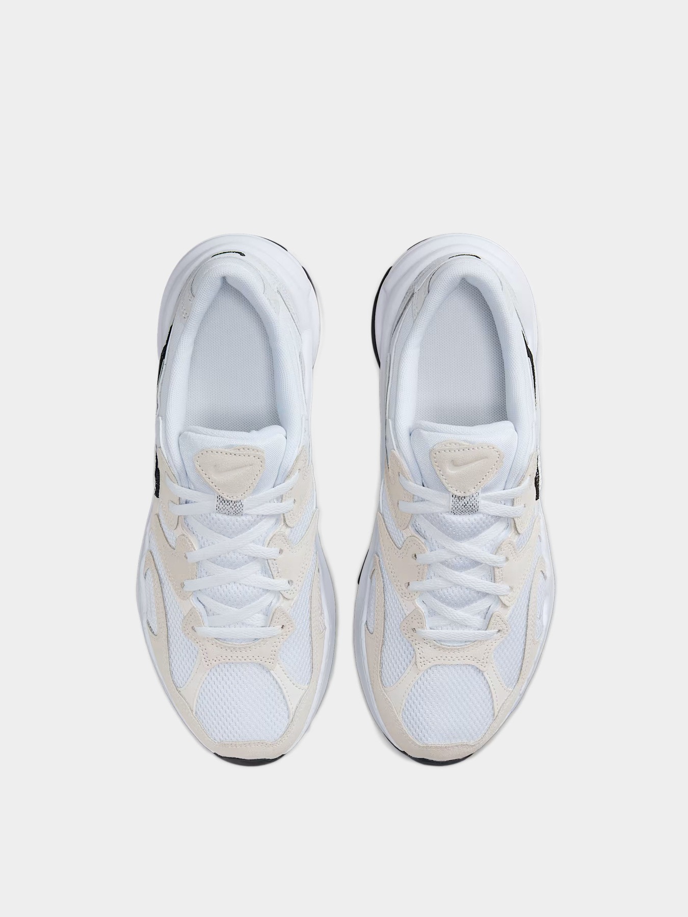 Кроссовки NIKE модель FJ3794-102 Фото