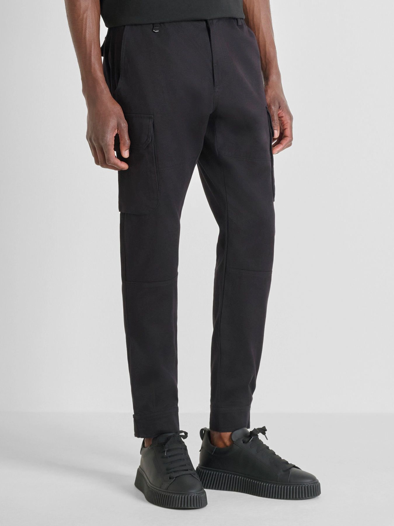 Брюки Antony Morato модель MMTR00752-FA800191-9000 Брюки Antony Morato модель MMTR00752-FA800191-9000 Фото