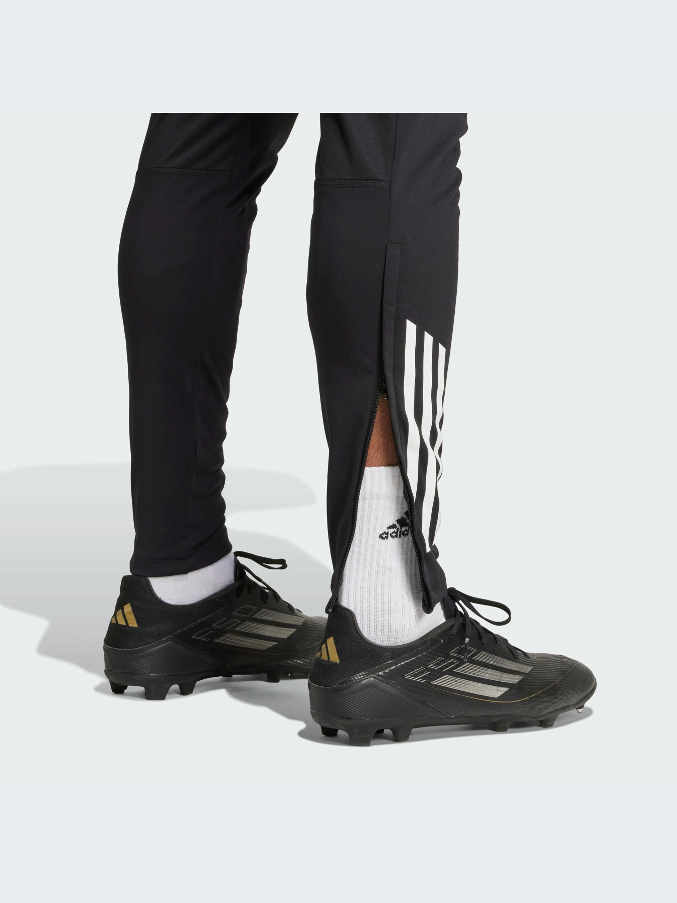 Брюки Adidas Tiro модель JP3118-KZ Фото