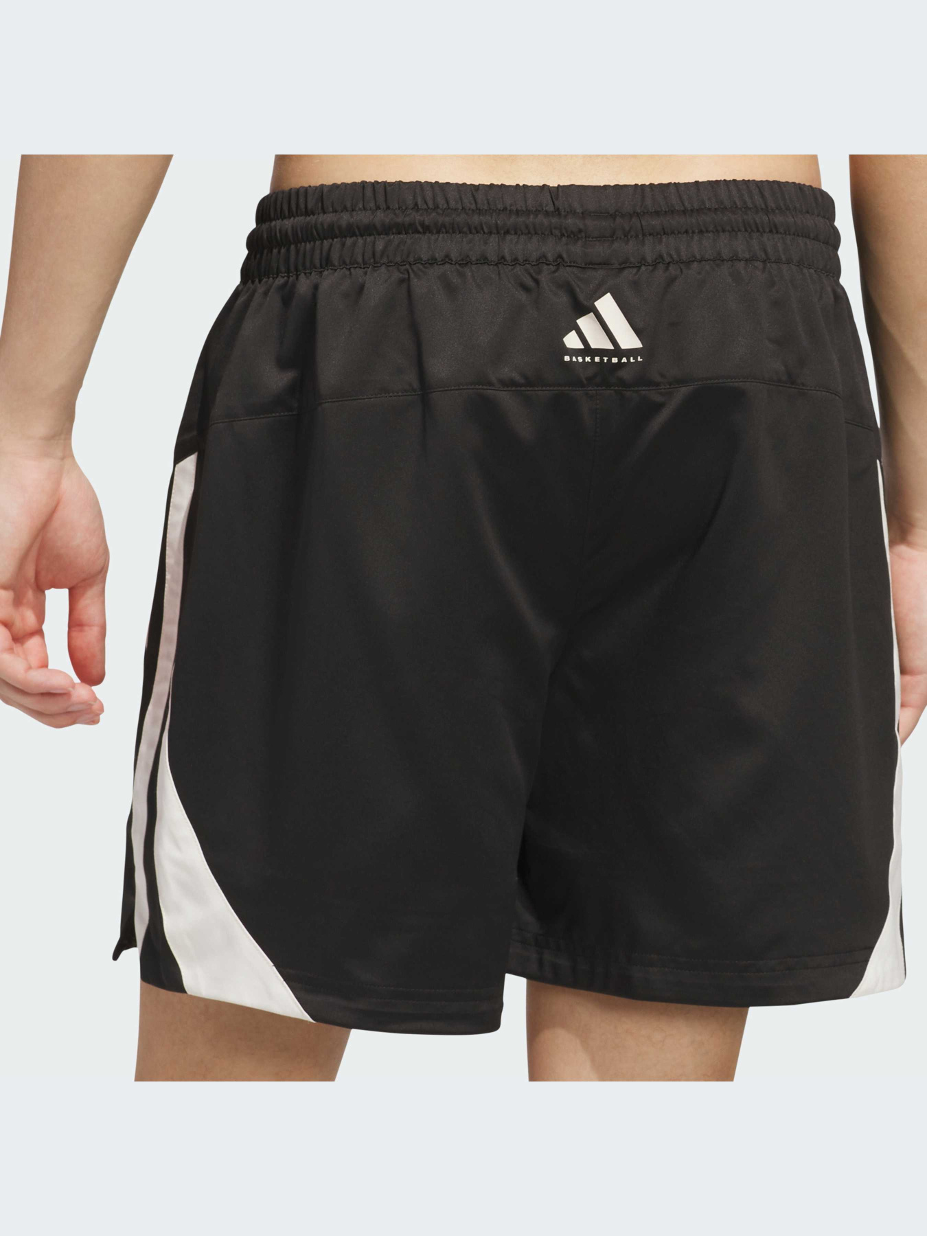 Шорты Adidas модель KB0557-KZ Фото