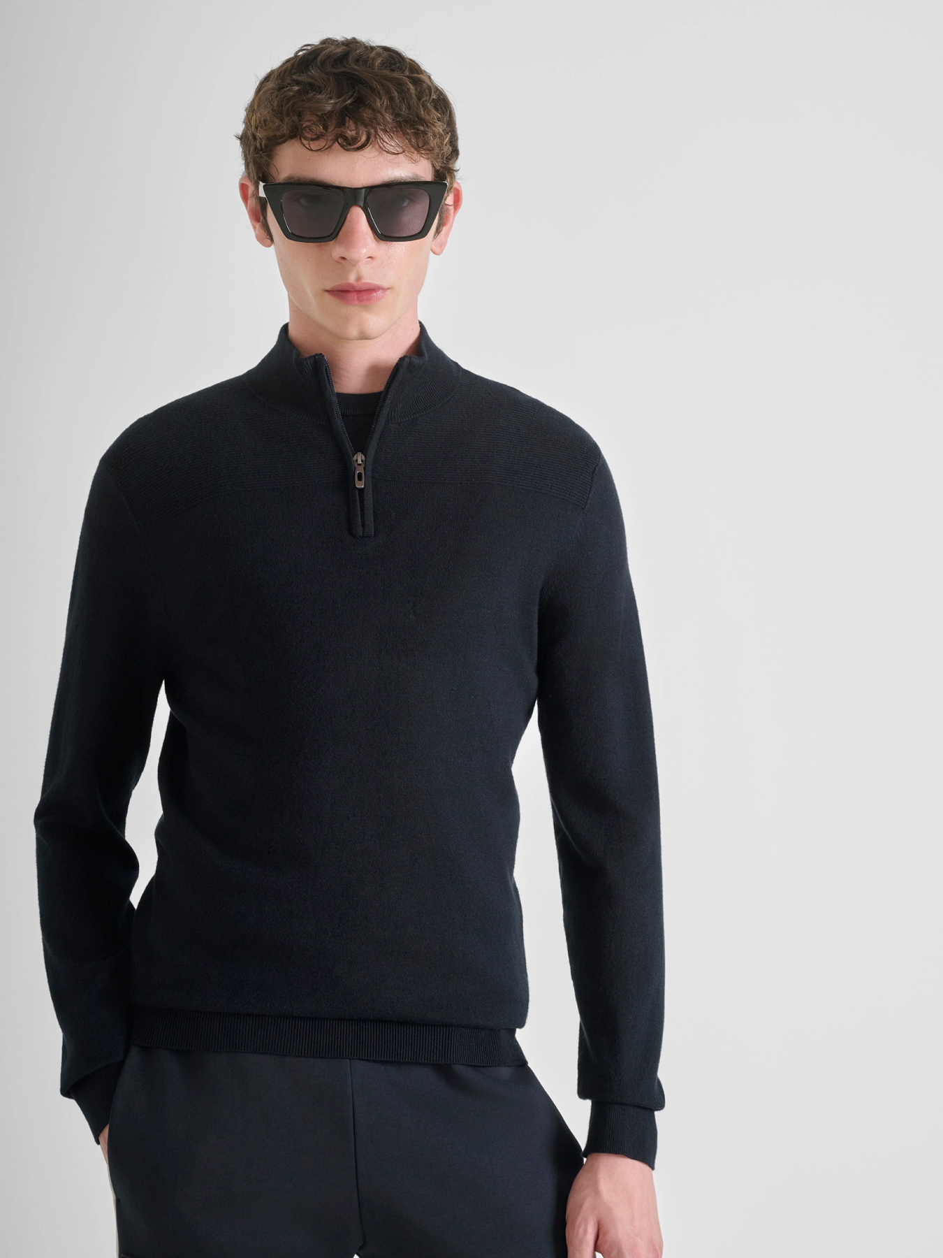 Худи и свитшоты Antony Morato модель MMSW01542-YA500002-7139 Фото