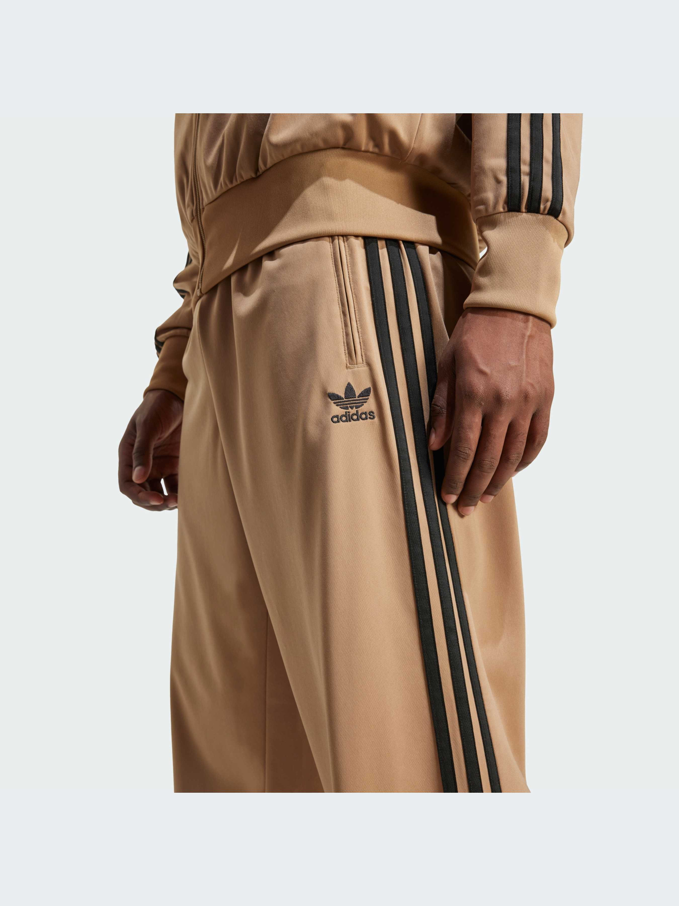 Брюки Adidas модель JY6369-KZ Брюки Adidas модель JY6369-KZ Фото