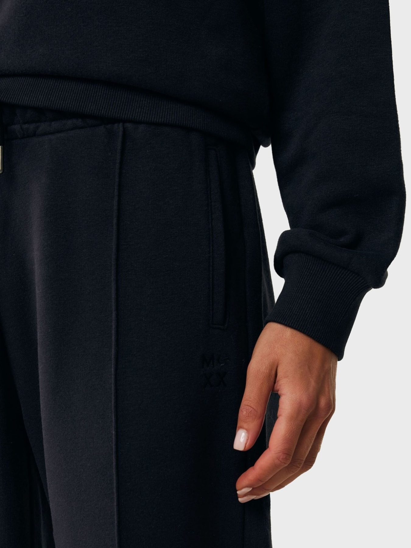 Брюки MEXX модель MF007003643W_DeepBlack Фото