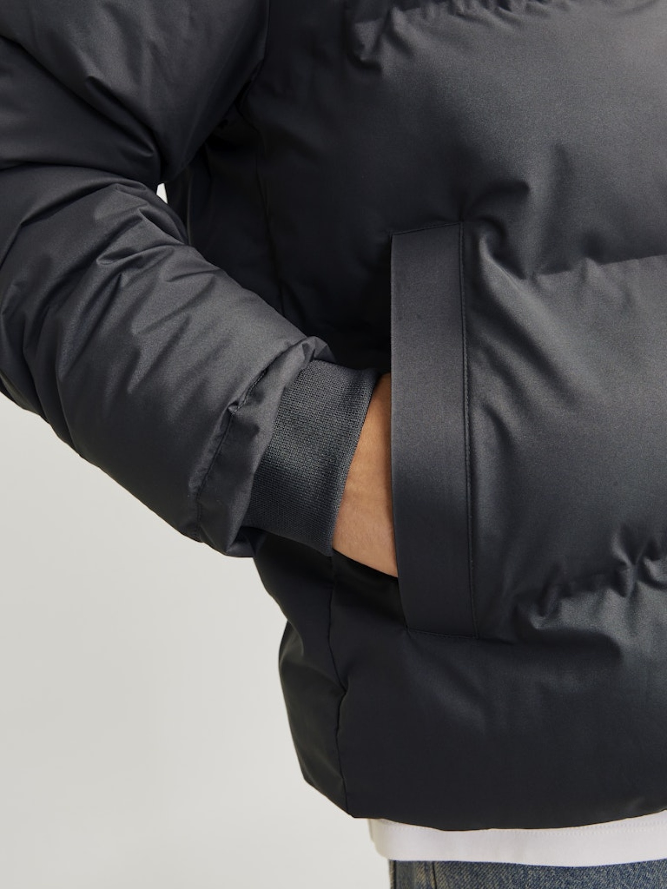 Куртки и дубленки JACK & JONES модель 12256887_ASPHALT Фото