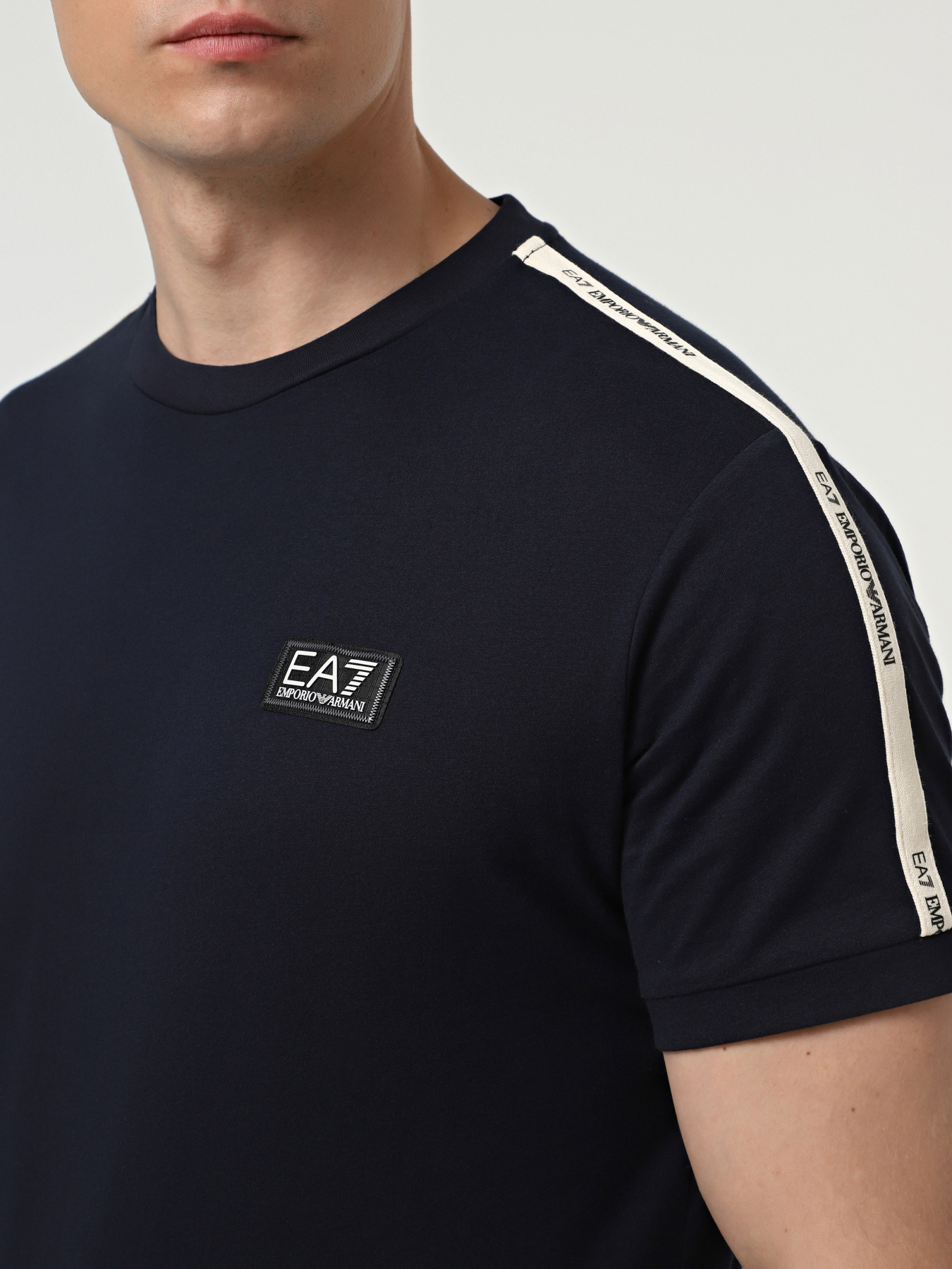 Футболки и поло EA7 модель 7M000956-AF10375-MB437 Фото