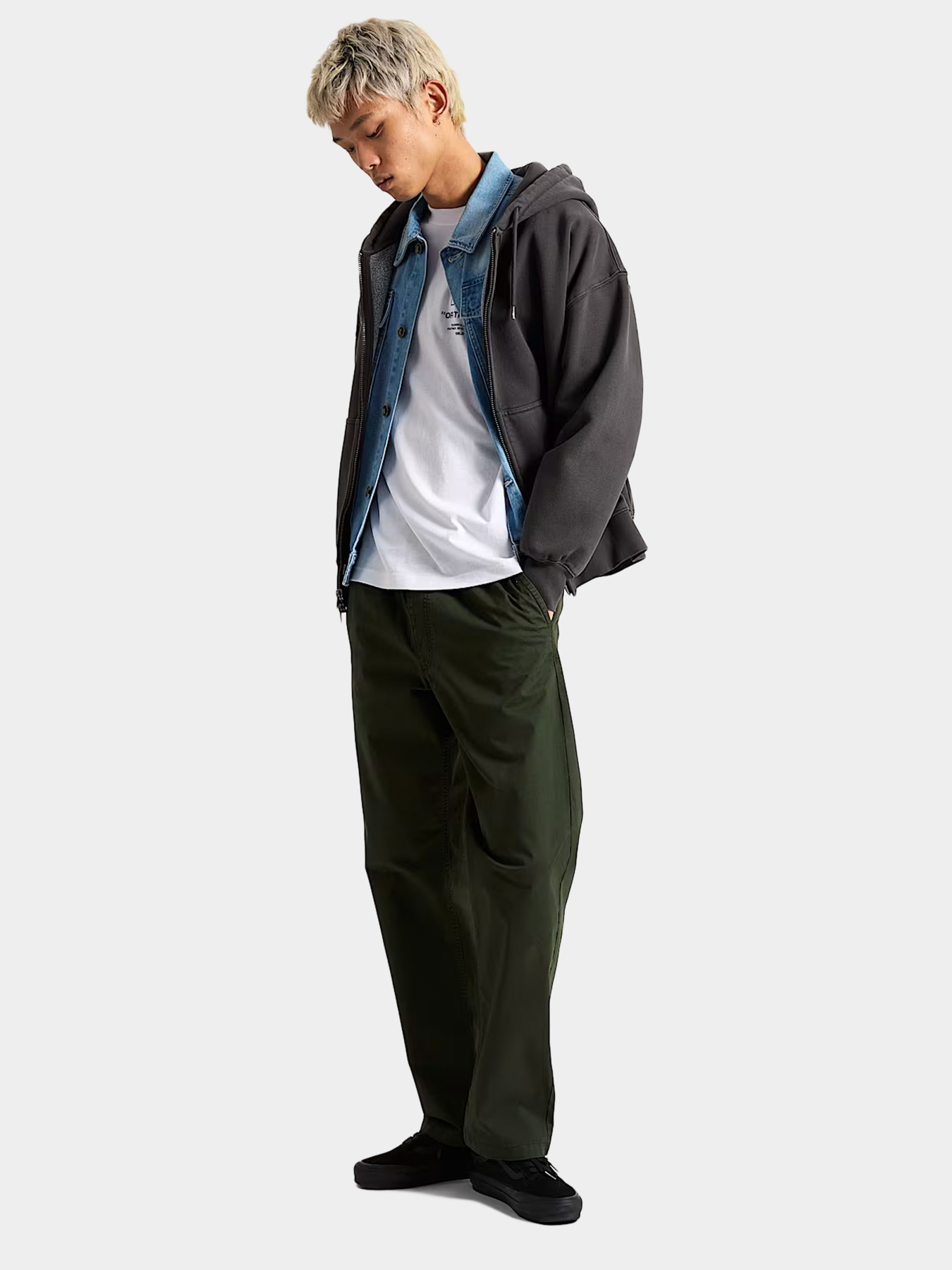 Брюки Vans модель VN00000DEN61 Фото