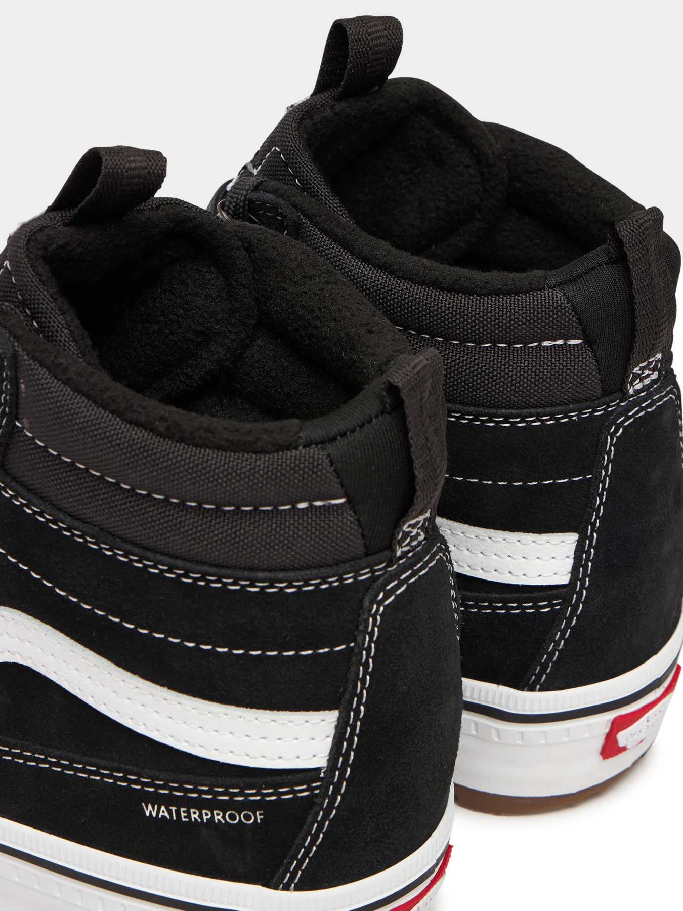 Кеды Vans модель VN000DAQBA21 Кеды Vans модель VN000DAQBA21 Фото