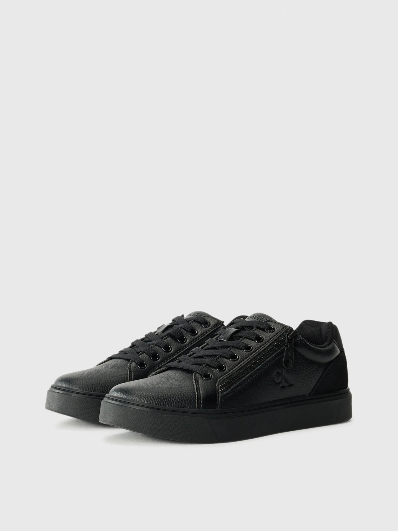 Кеды Calvin Klein модель YM0YM01437-0GJ Фото