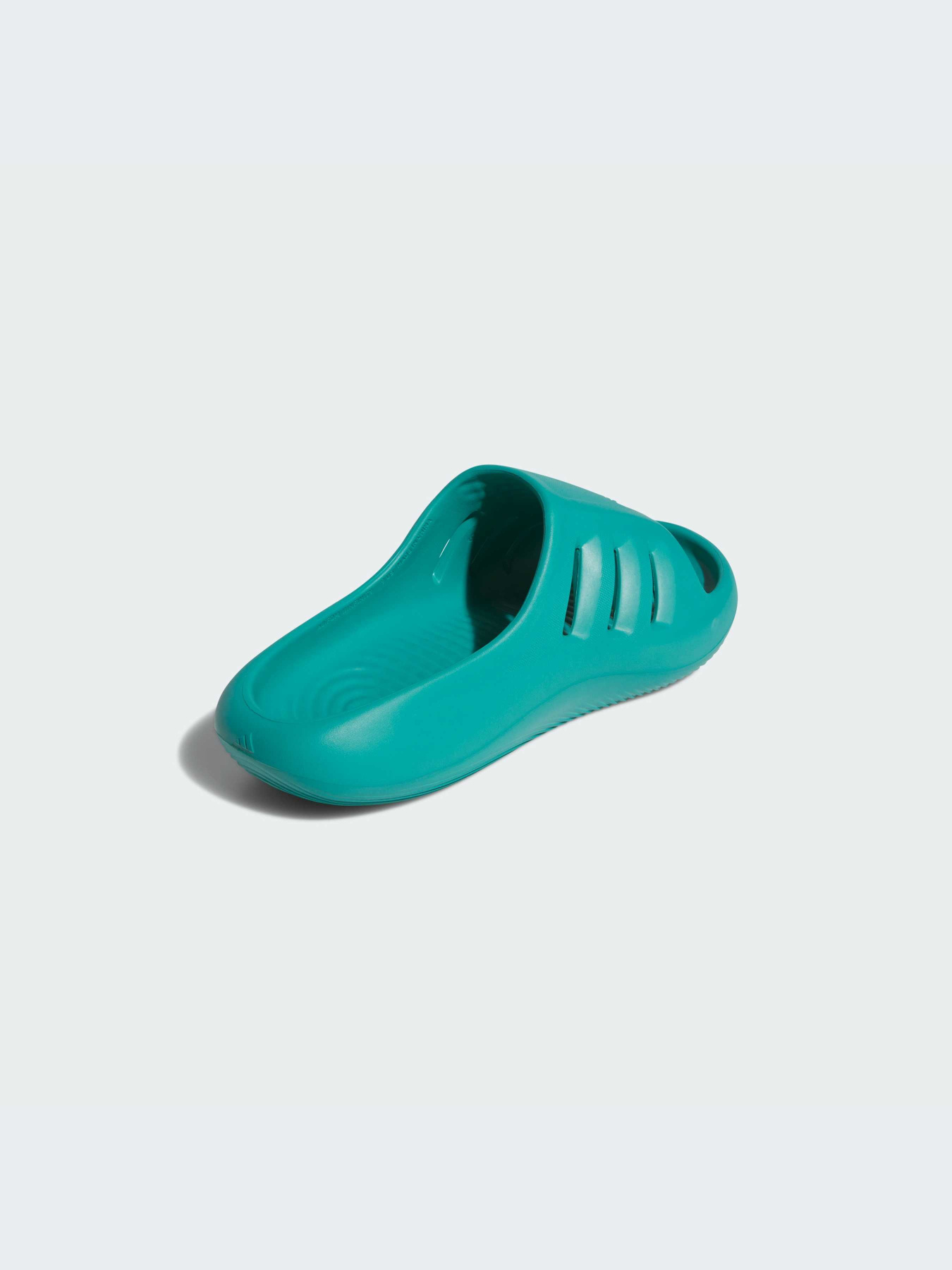 Шлёпанцы Adidas модель JQ2637-KZ Шлёпанцы Adidas модель JQ2637-KZ Фото