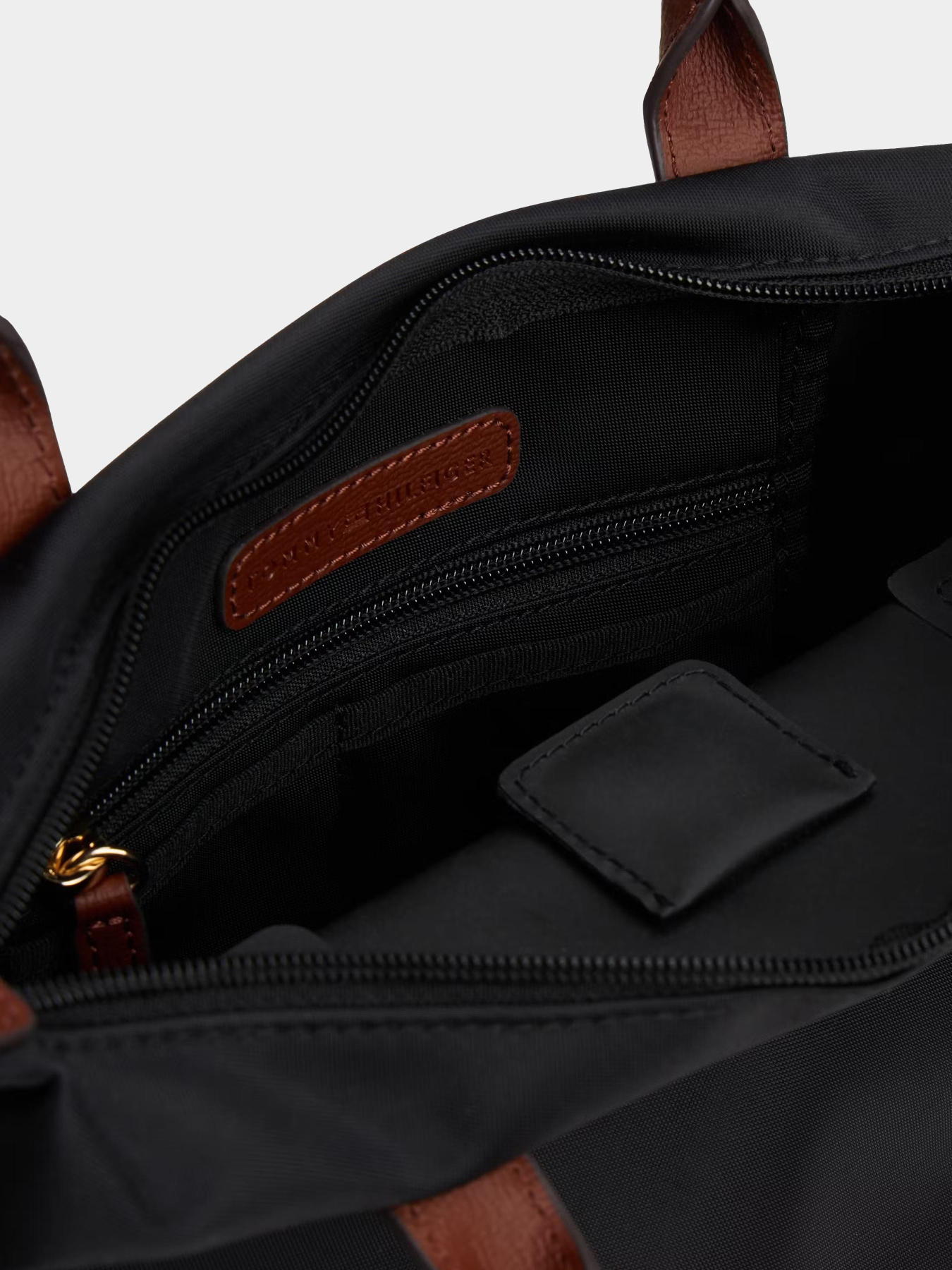 Сумки Tommy Hilfiger модель AW0AW17709-BDS Фото