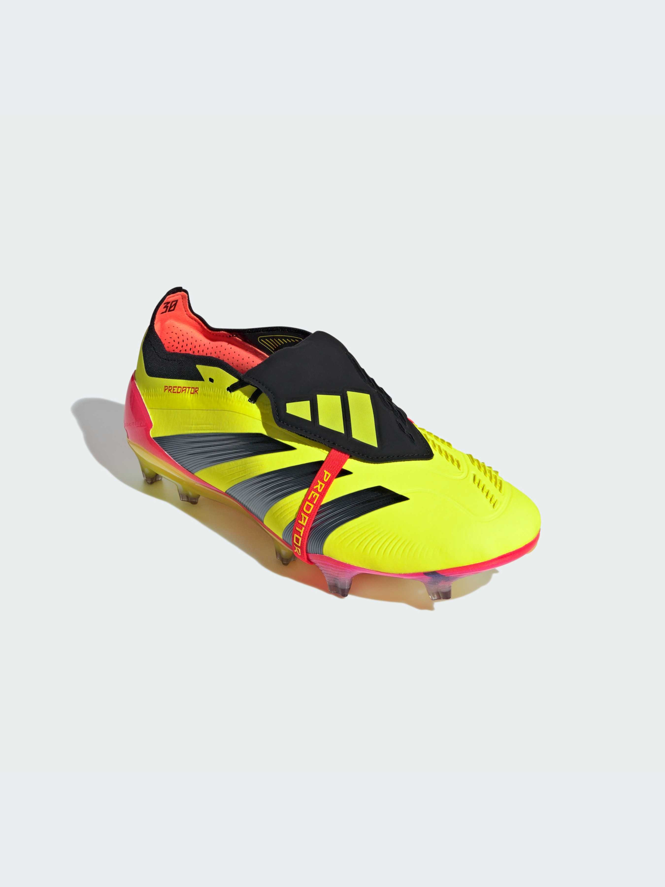 Кроссовки Adidas Predator модель IE1812-KZ Фото