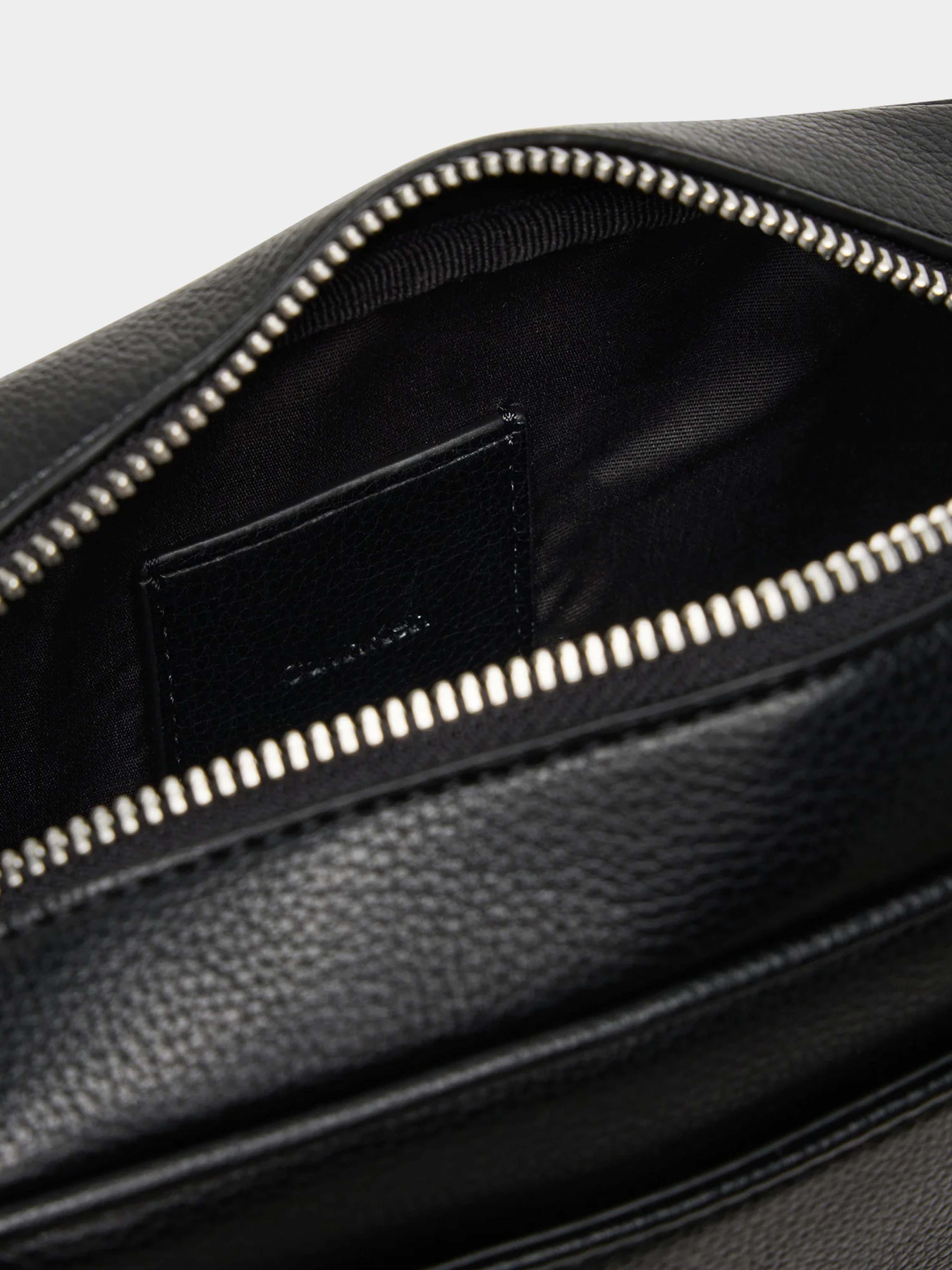 Сумки Calvin Klein модель LV04D3129G-UB1 Фото