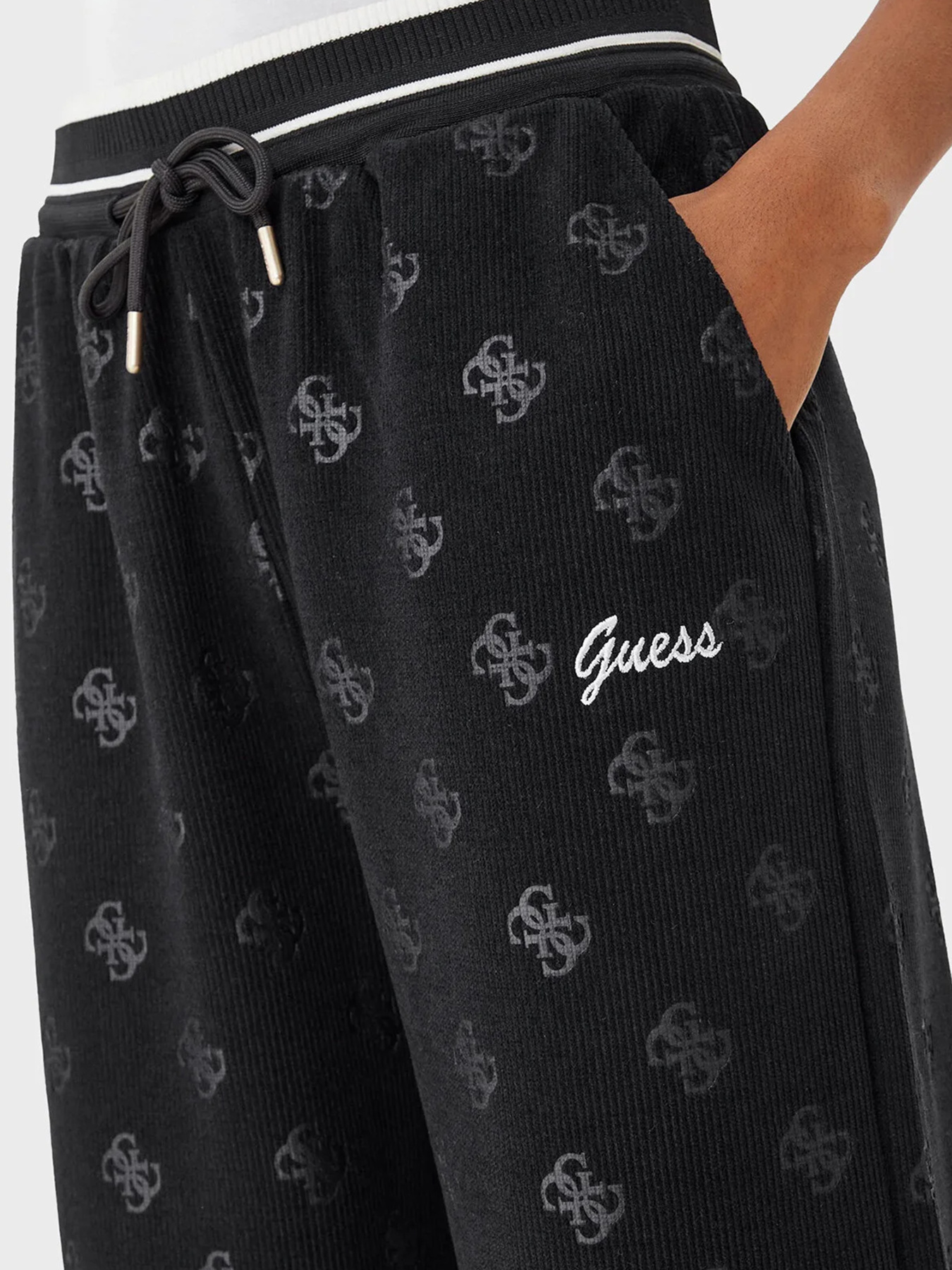Брюки GUESS модель V5BB00-K1902-JBLK Фото